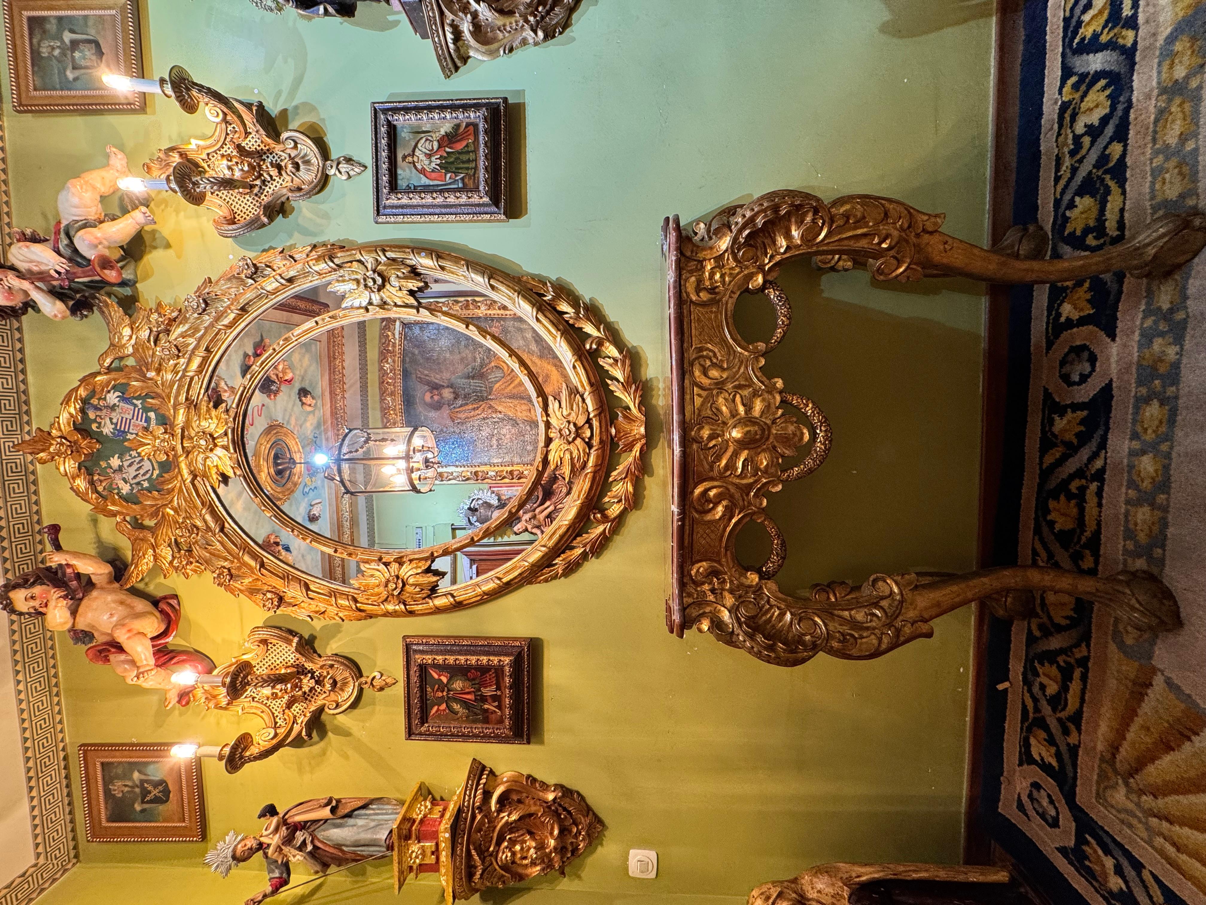 Mesa Consola Barroca Dorada con Mármol Rojo y Espejo Tallado con Escudo de Armas en venta 1