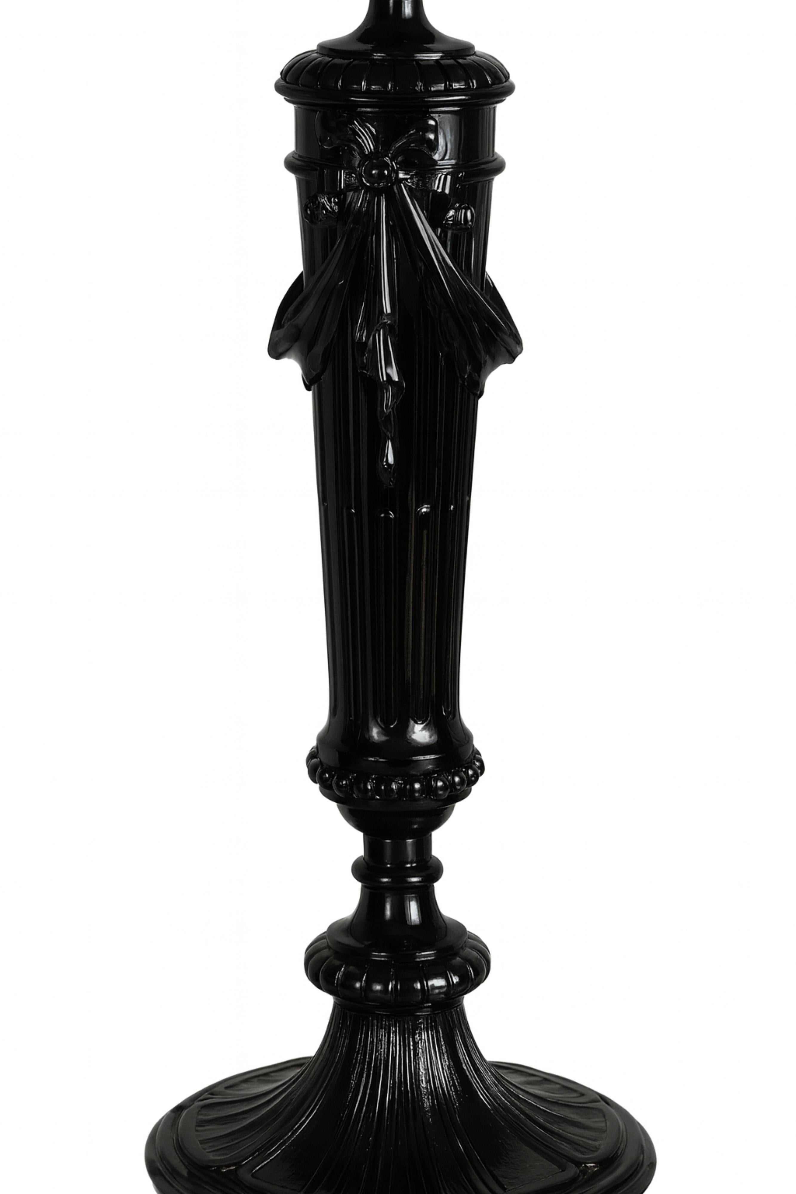 Gilded Black Lacquer Bronze Candlestick Table Lamp, Napoleon III, 19th Century For Sale 1