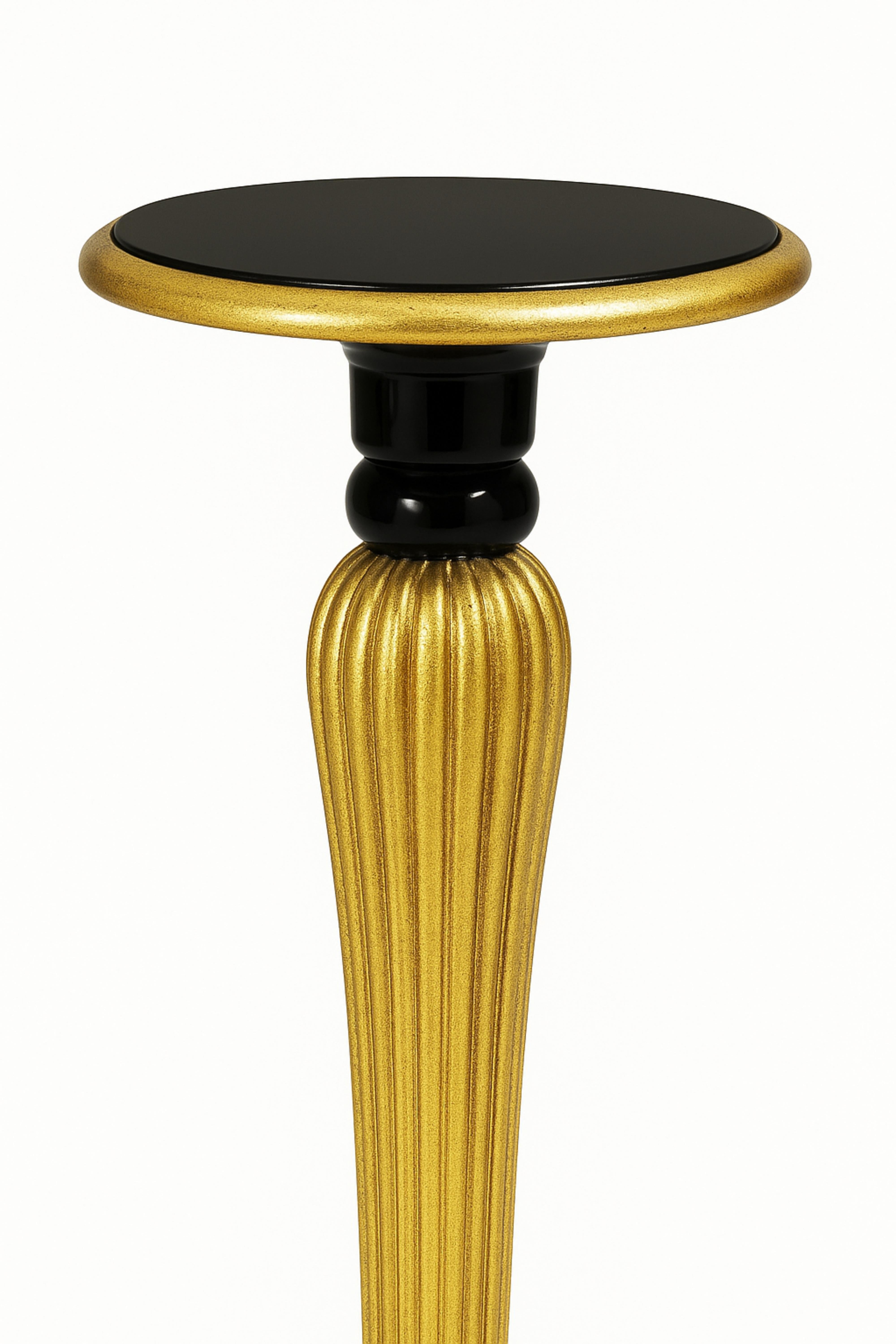 Gilt Gilded Black Lacquer Classical Wooden Column Pedestal, 20th Century For Sale