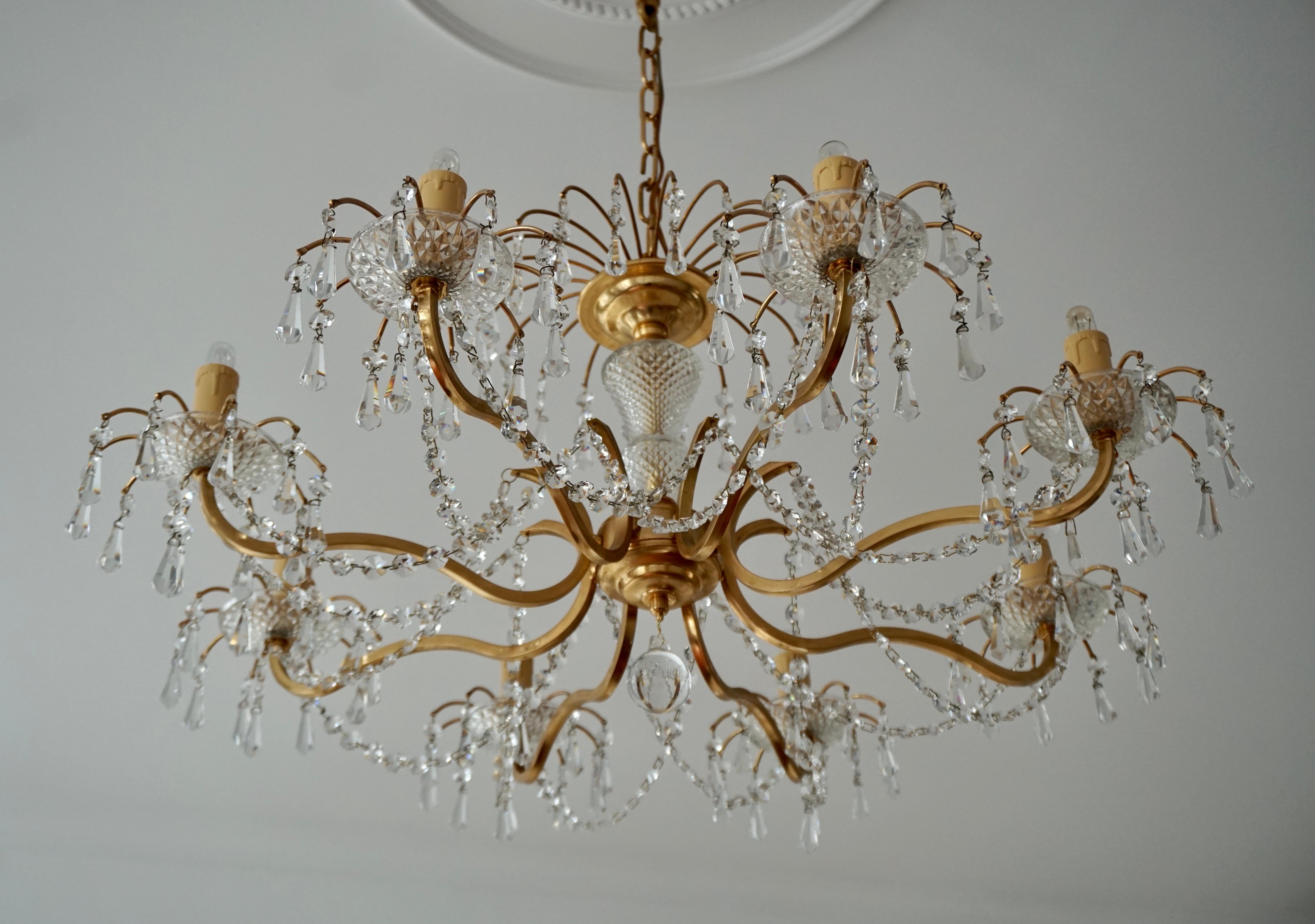 Gilded Brass and Crystal Chandelier For Sale 4