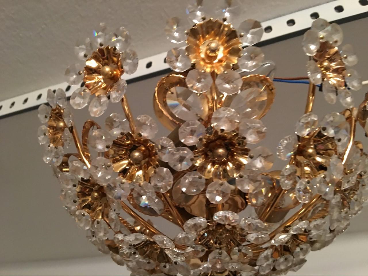 Gilded Brass and Crystal Glass Flower Chandelier by Palwa For Sale 1