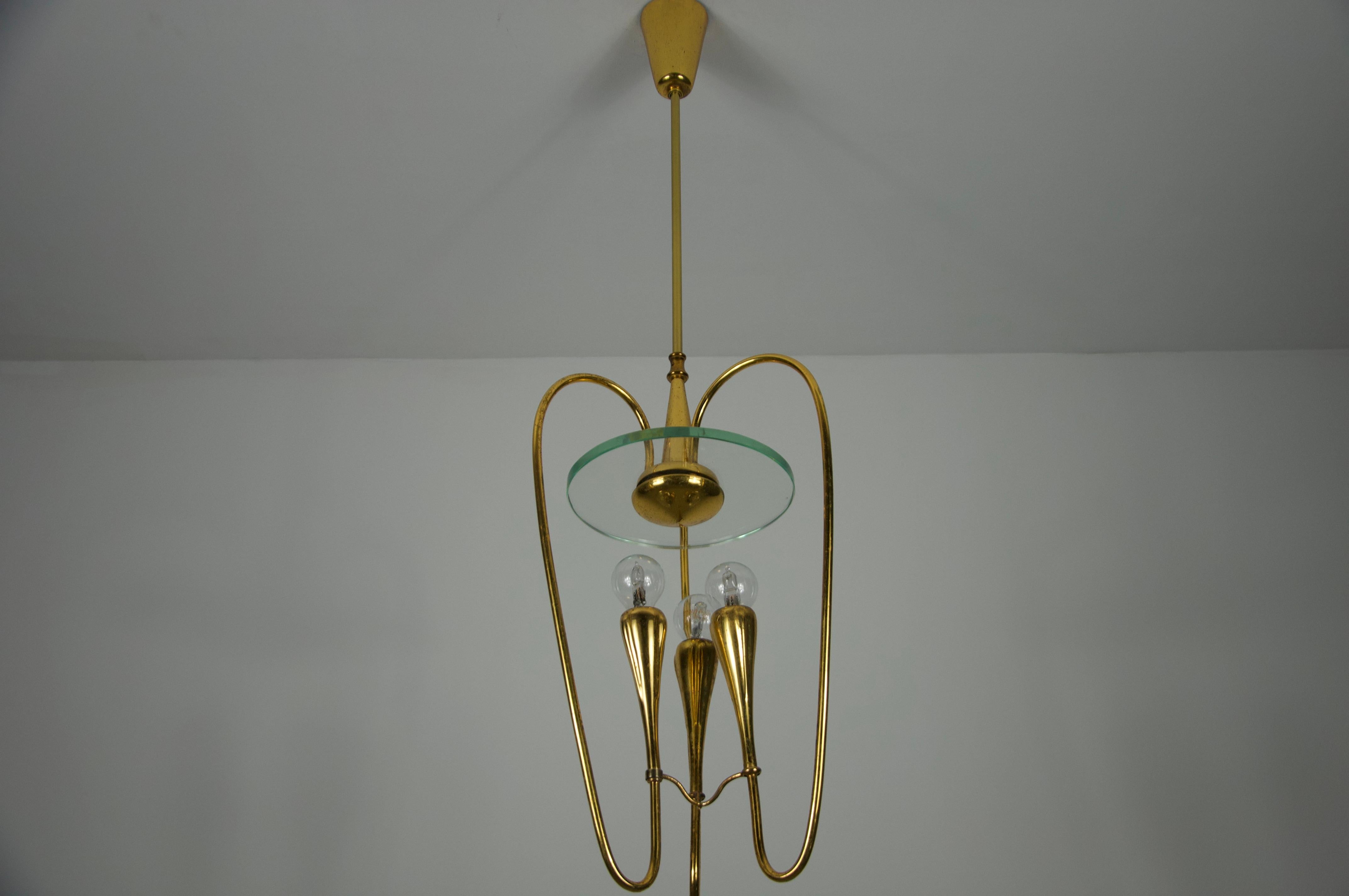 Lámpara de latón dorado de Pietro Chiesa para Fontana Arte, años 50, Italia en venta 3