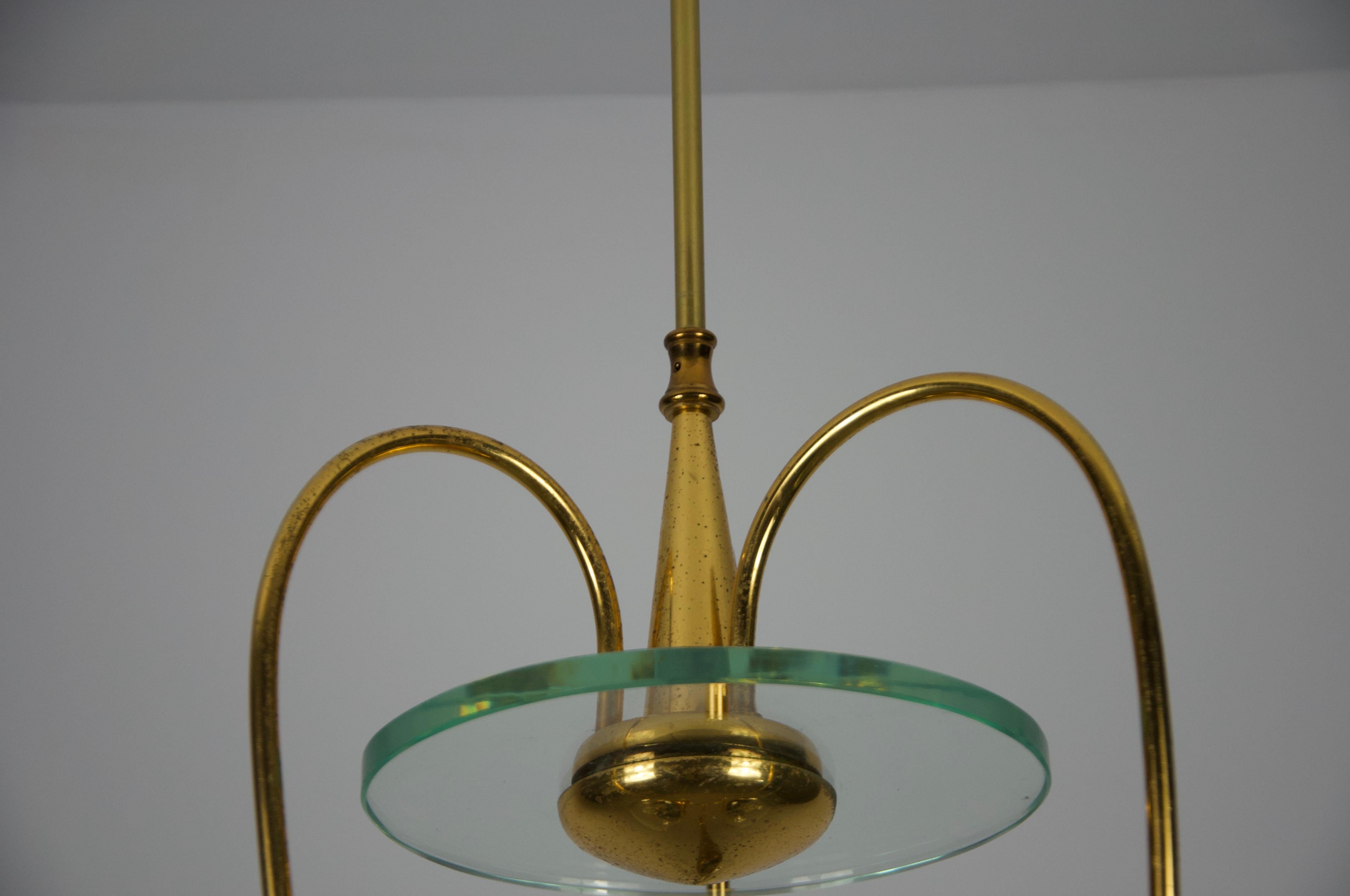 Lámpara de latón dorado de Pietro Chiesa para Fontana Arte, años 50, Italia en venta 7