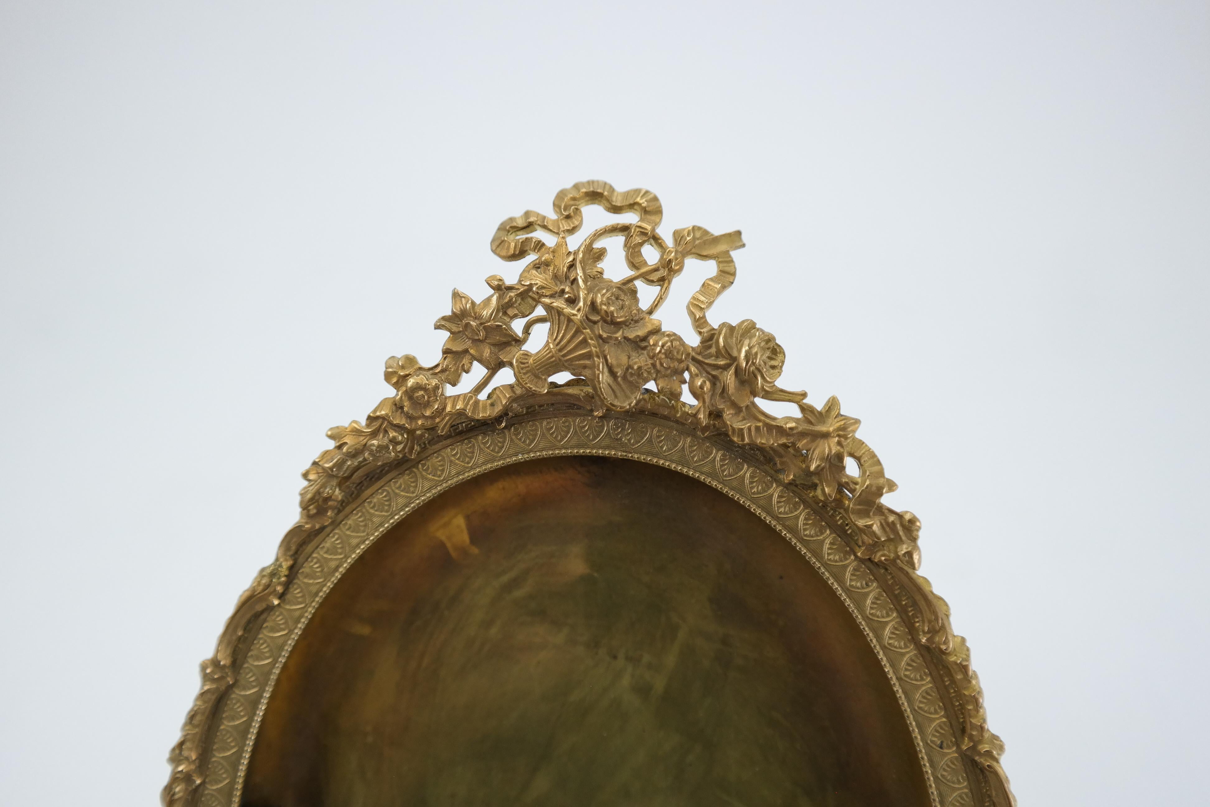 Gilded Brass Photo Frame, Late 19th Century In Fair Condition For Sale In Budapest, HU