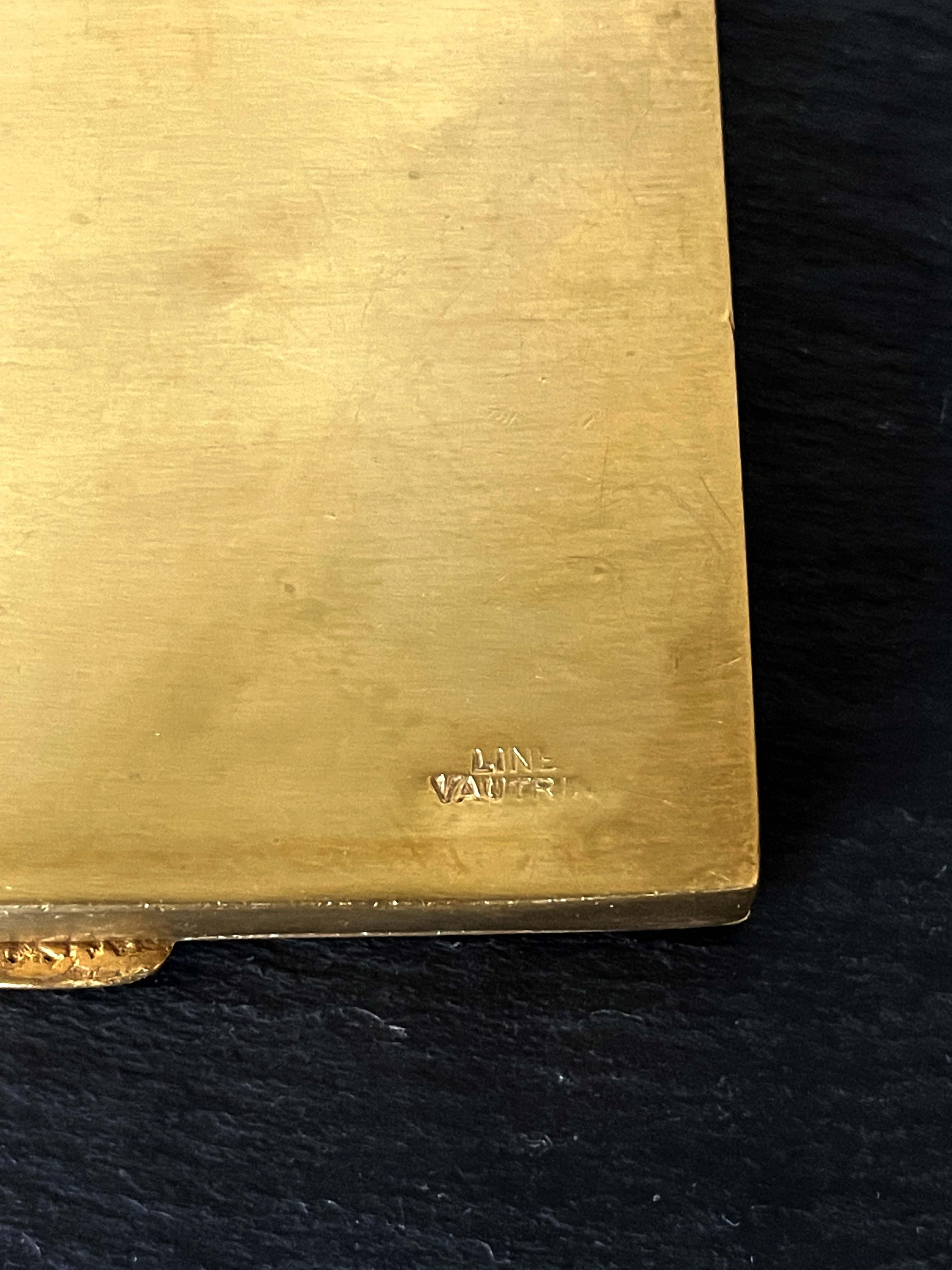 Vergoldete Bronzeschachtel mit Gedicht von French Art Jeweler Line Vautrin (Mitte des 20. Jahrhunderts) im Angebot