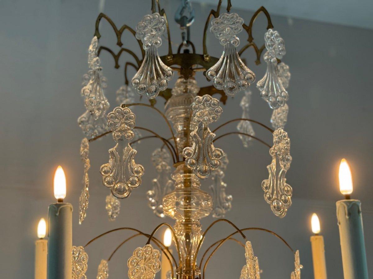 Metallo Lampadario a gabbia in bronzo dorato con nappe in vetro con piume di pavone Circa 1800 in vendita