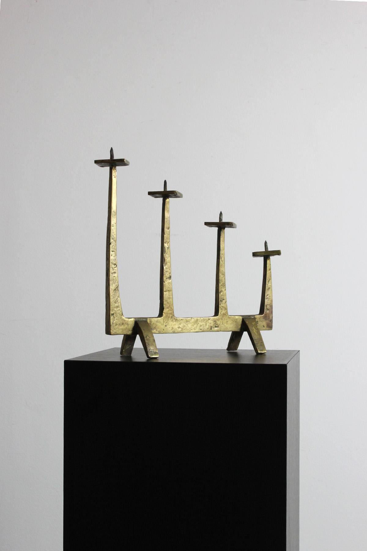Gilded bronze candelabra - Atr. Felix Agostini - c. 1960 - France

Measurements: 35 x 30 x 10 cm