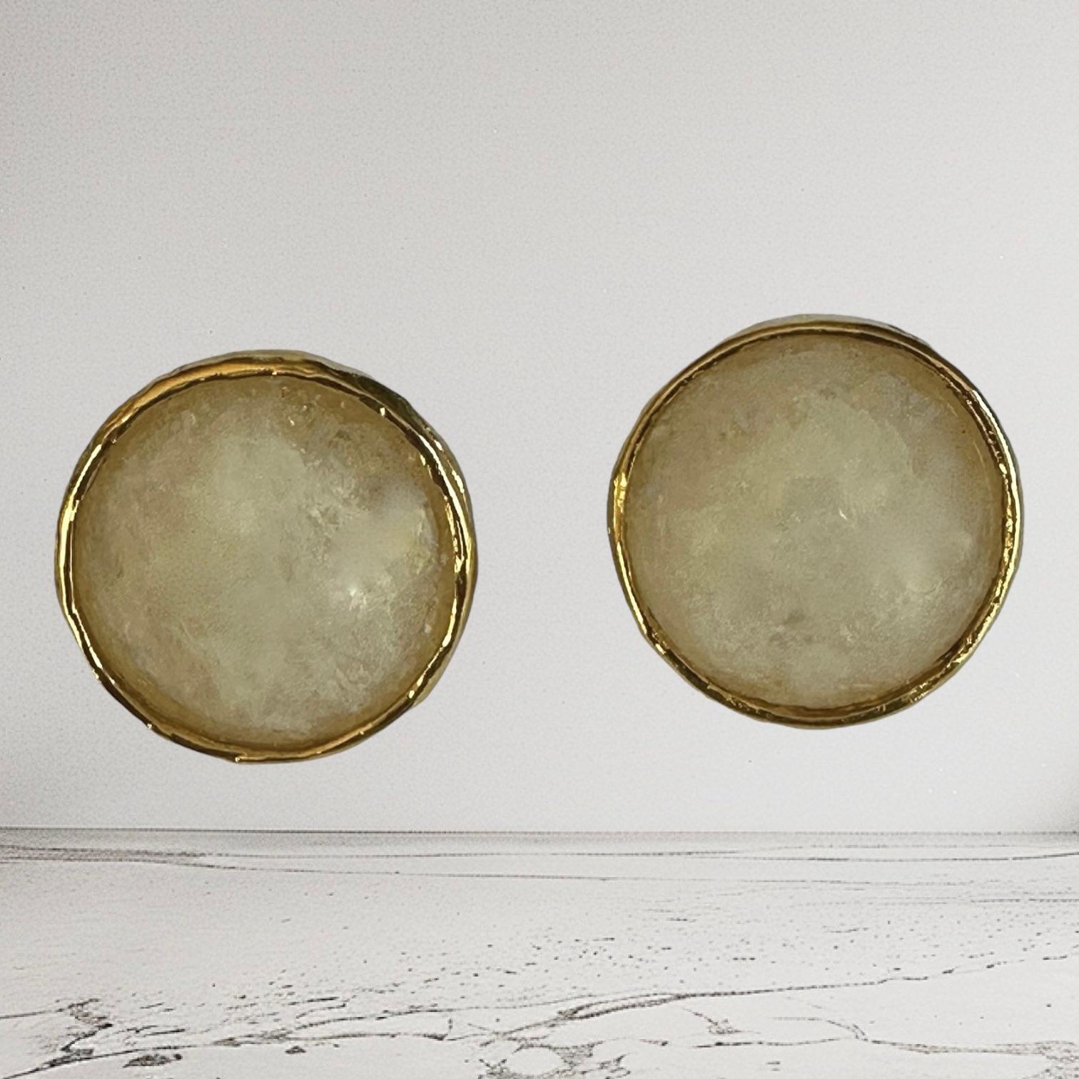 Girocollo a doppio anello in bronzo dorato in vendita 3
