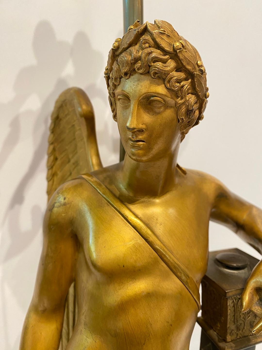 Louis XVI Lampe figurative en bronze doré en vente