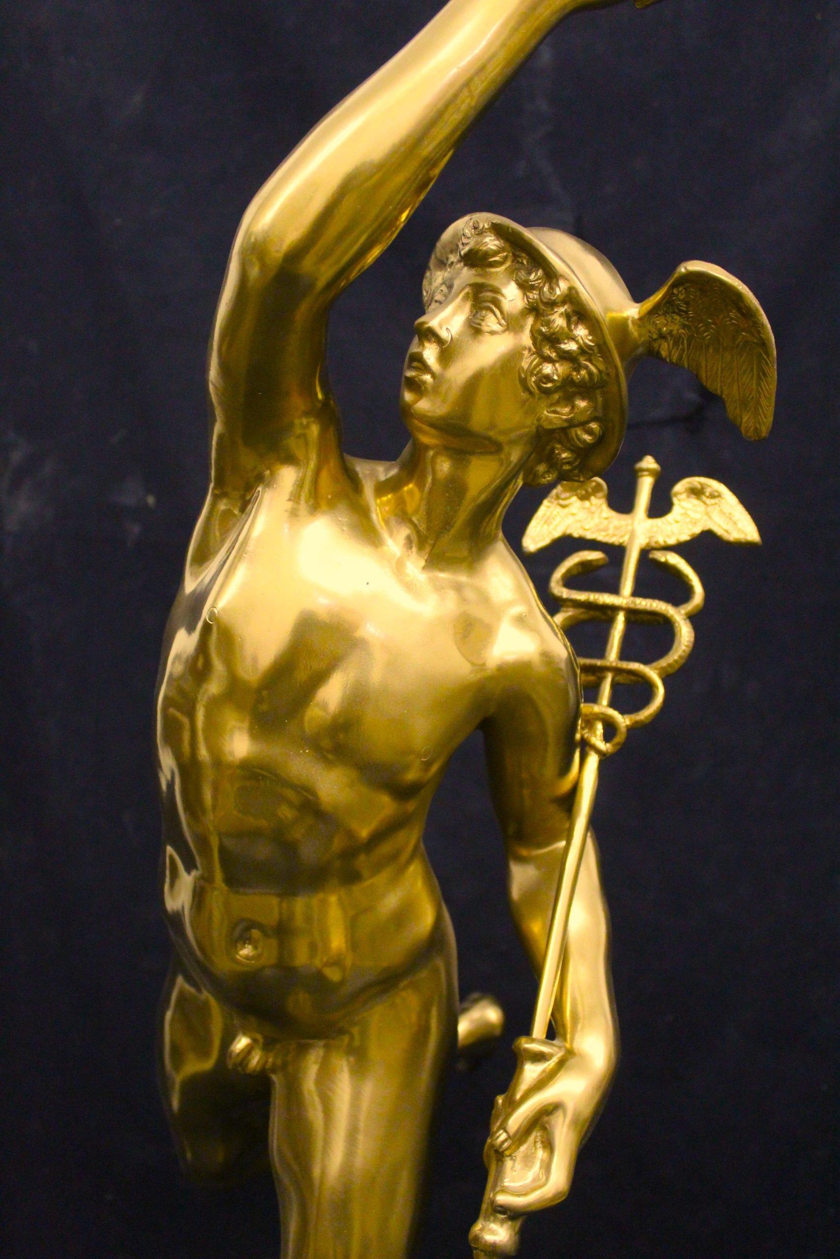 Scultura in bronzo dorato di Hermes in vendita 2