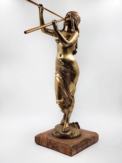 Escultura de bronce dorado con mármol "Flautista" de Édouard Drouot