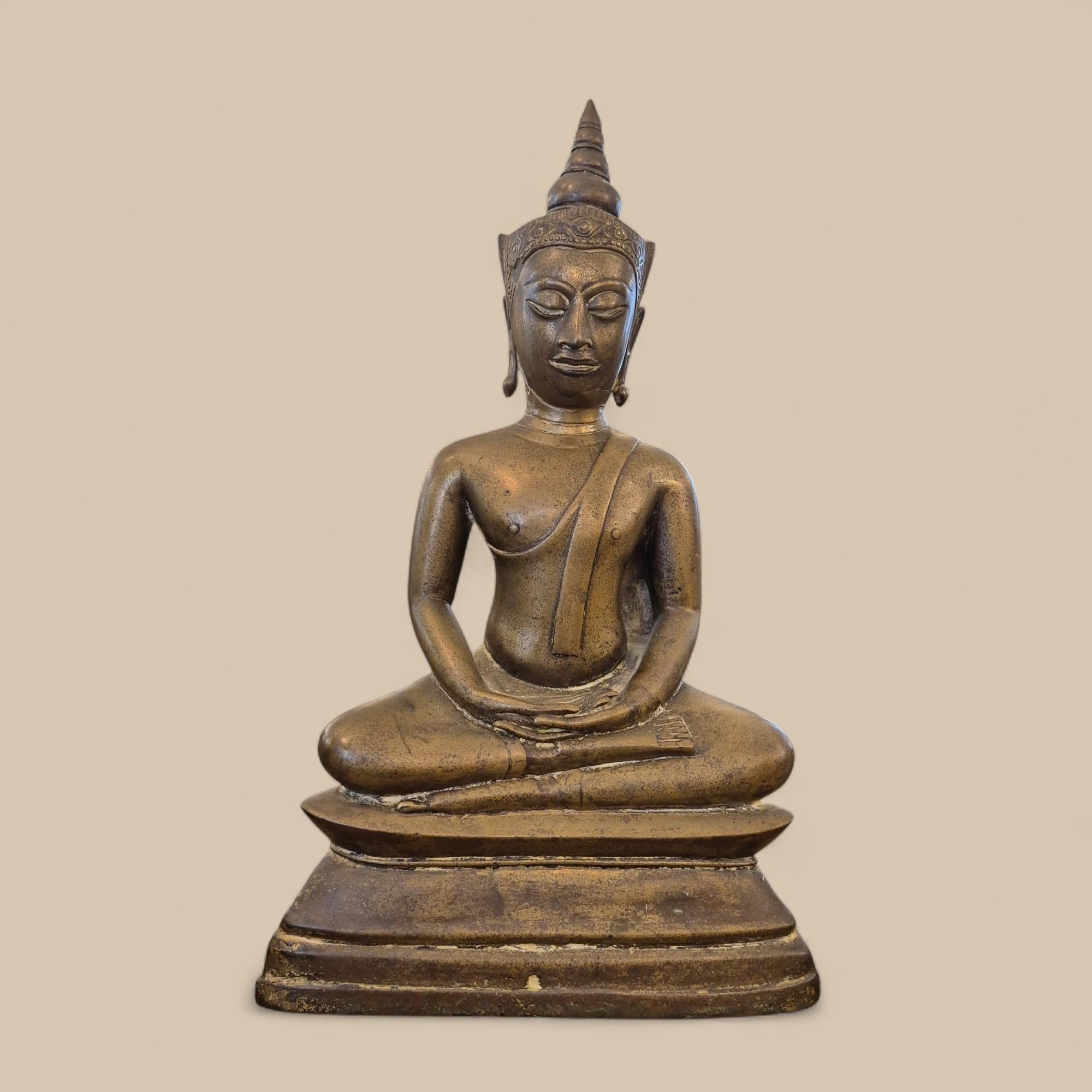 Thaïlandais Bouddha assis en bronze doré, Dhyani Mudra, Ayutthaya, Thaïlande, XIXe siècle en vente