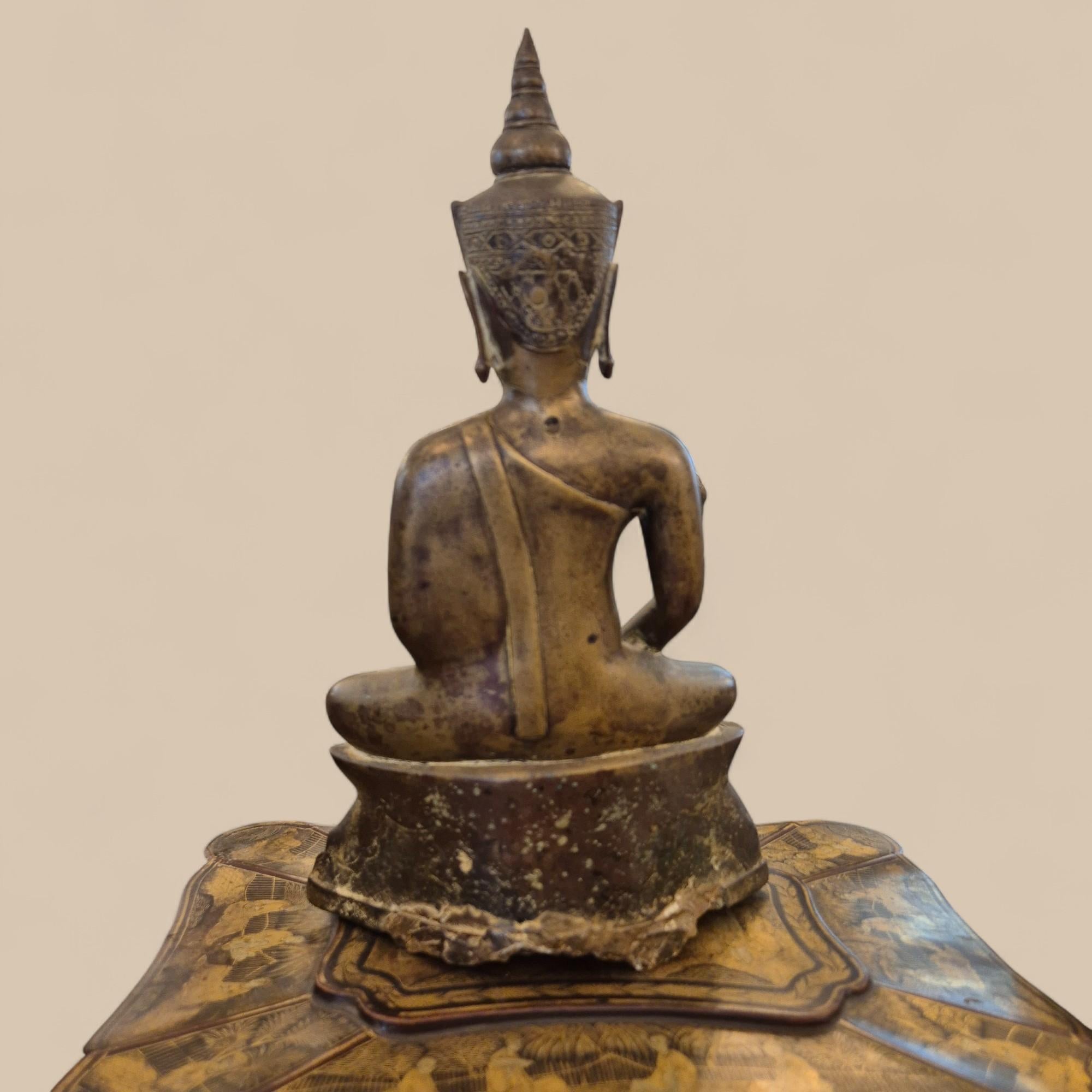 Bouddha assis en bronze doré, Dhyani Mudra, Ayutthaya, Thaïlande, XIXe siècle en vente 2