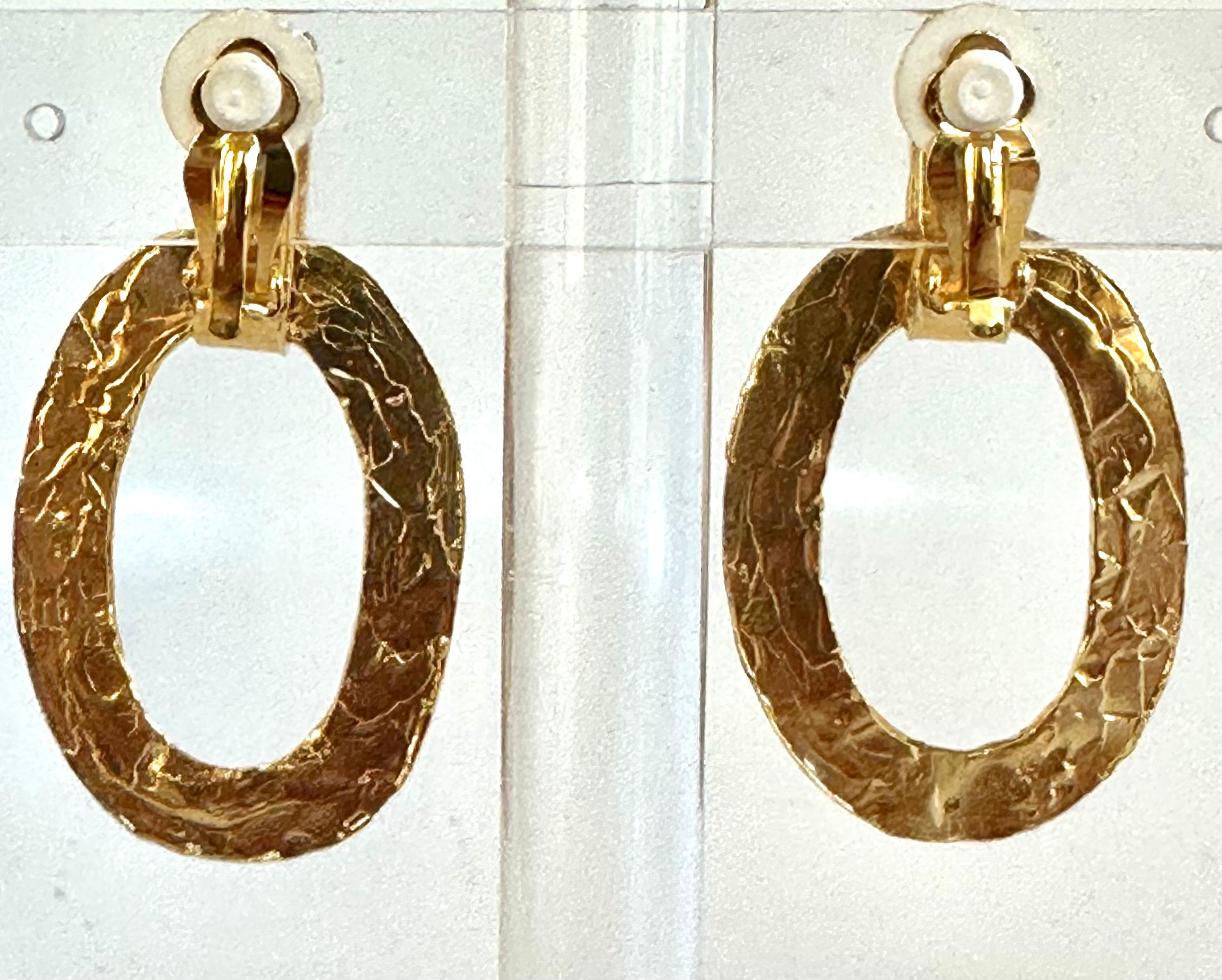 Women's or Men's Gilded Bronze Single Loop Clip Earrings For Sale