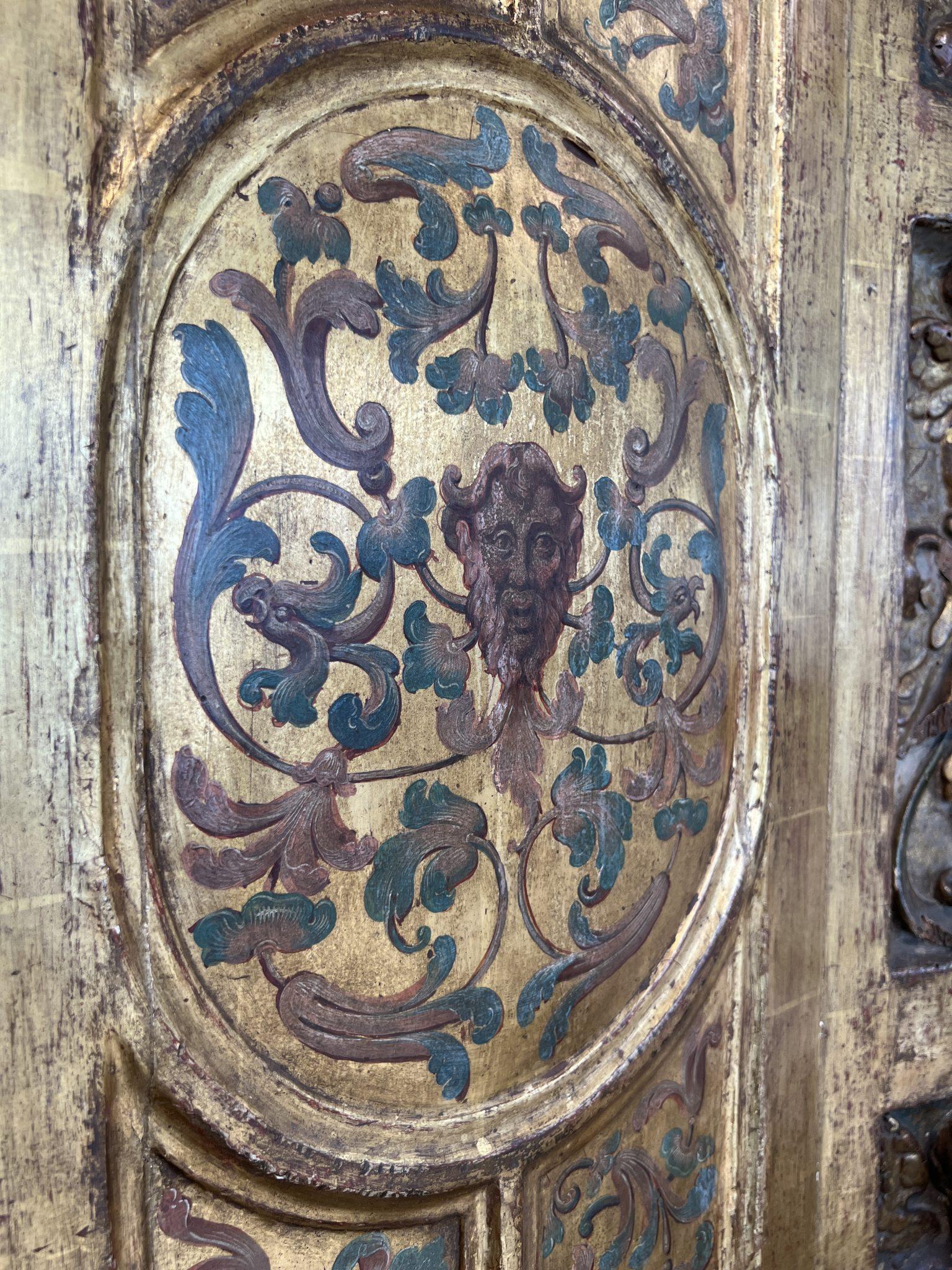 Italian Gilded Cabinet, 18th Century For Sale