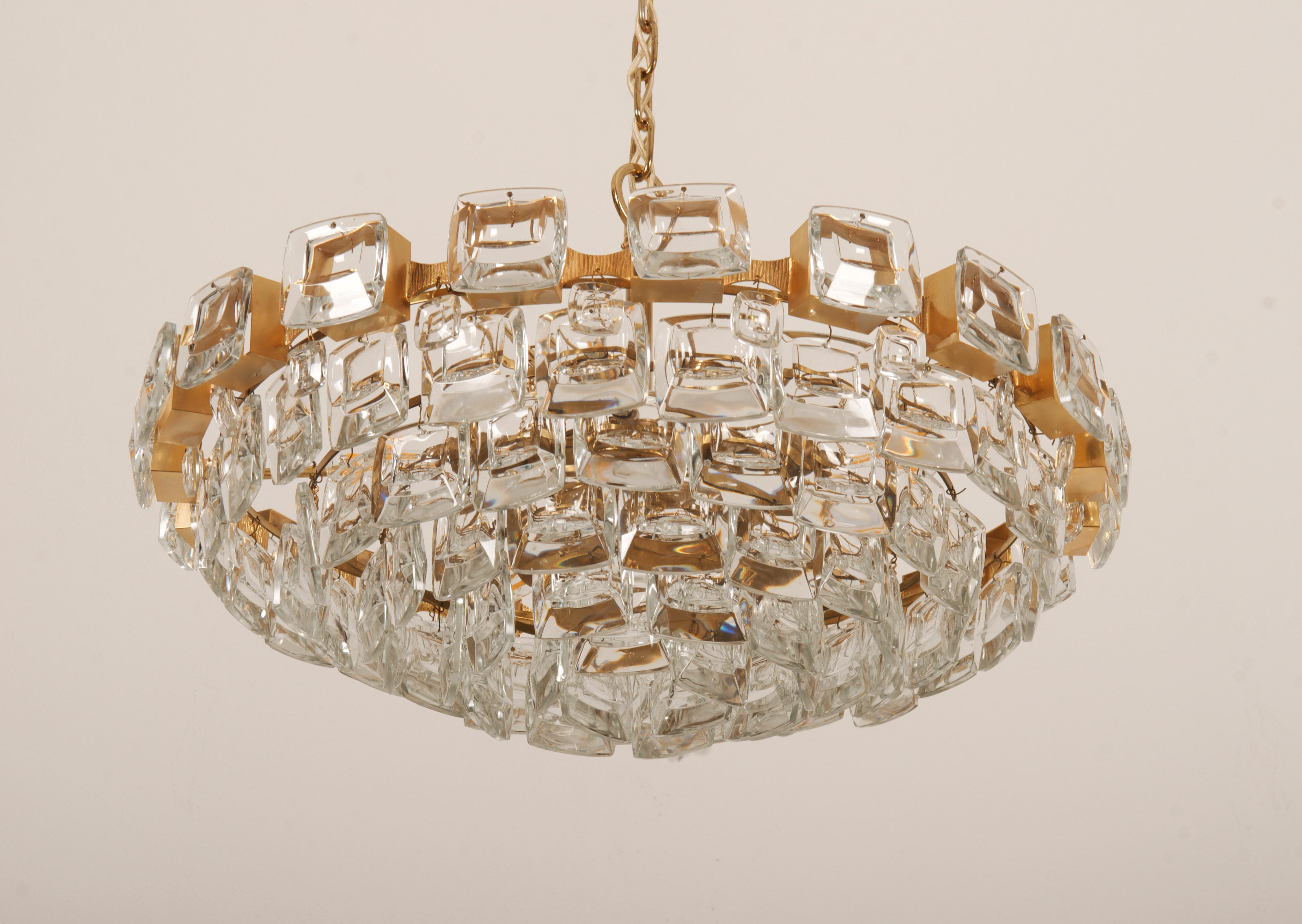 Fine XX secolo Lampadario dorato di Palwa in vendita