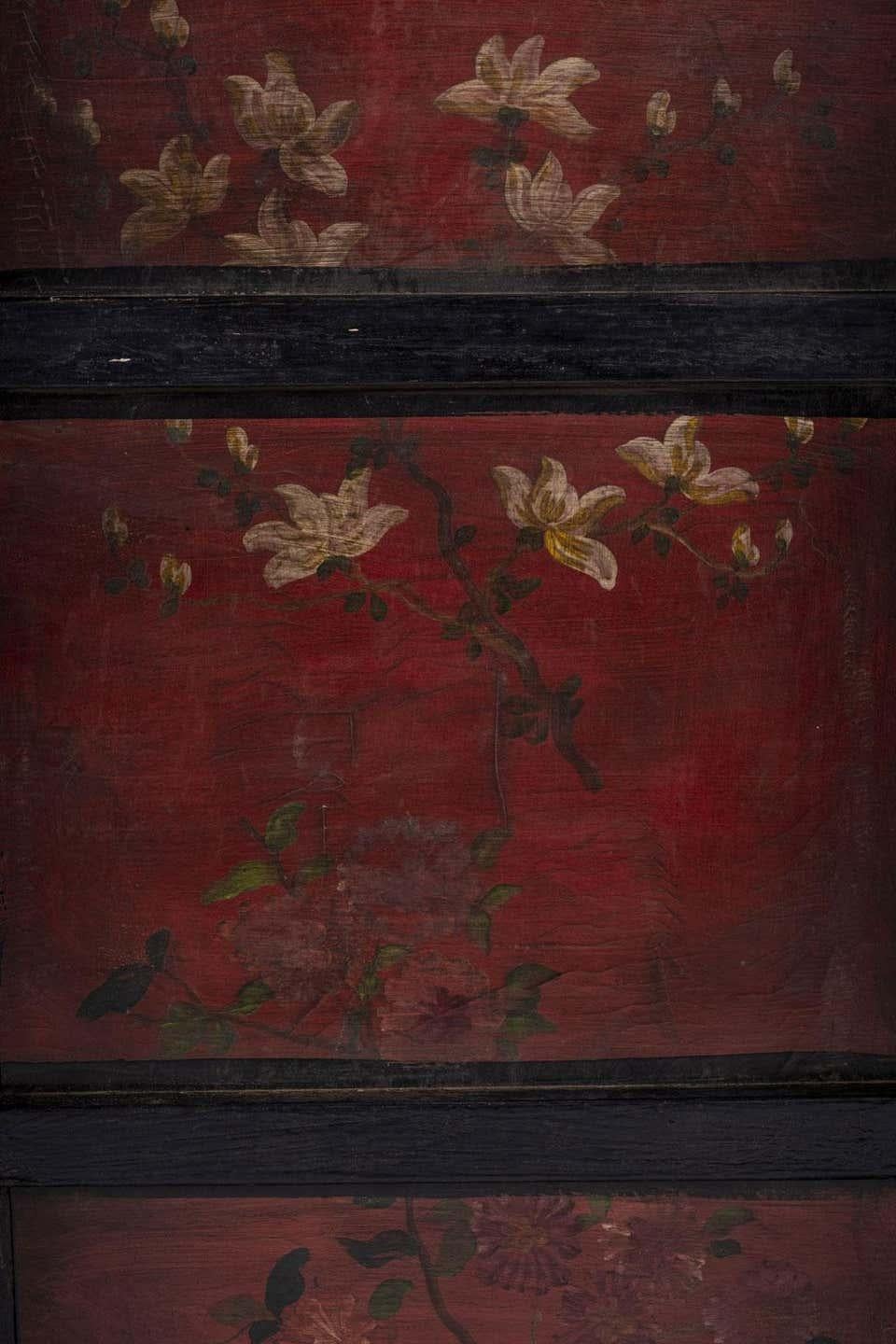 Gilded Chinoiserie Black Lacquer Coffee Table 4