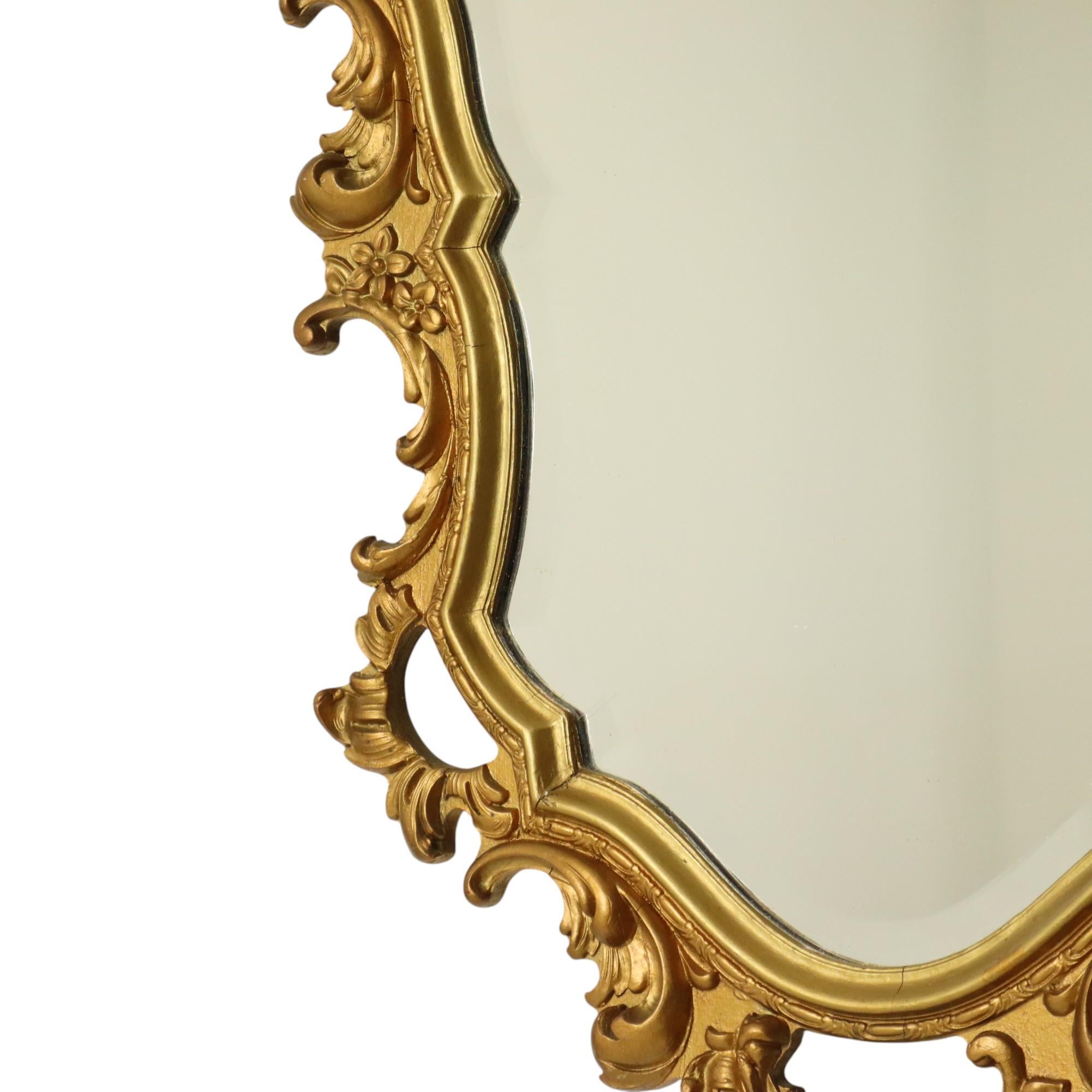 Gilded Deknudt Rococo Style Mirror Crested Mirror Acanthus 81cm In Good Condition For Sale In Poperinge, BE