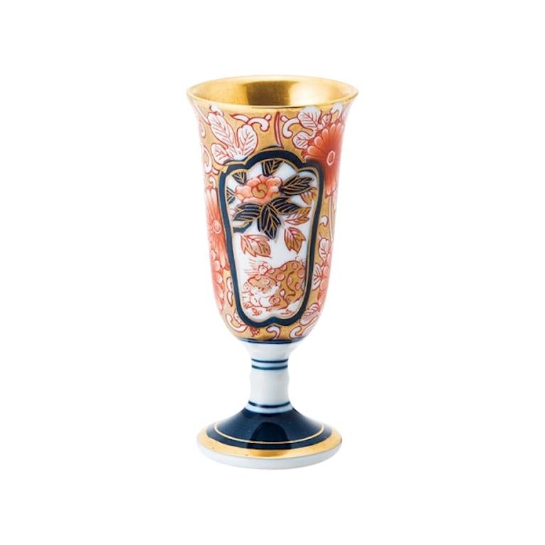 Tasse japonaise contemporaine en porcelaine rouge et blanche dorée, 5 pièces