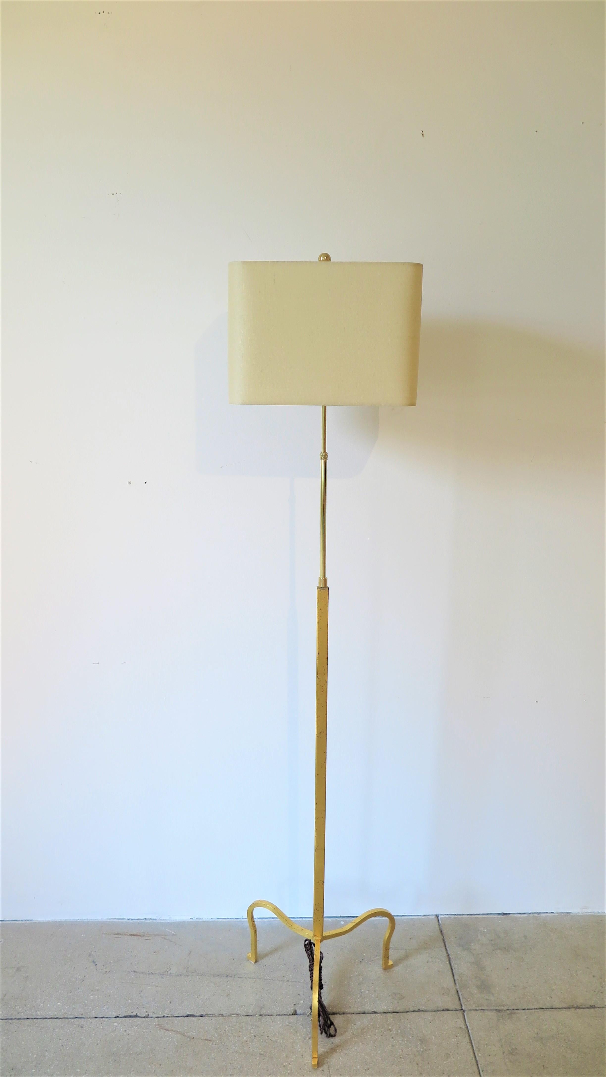 Gilded Floor Lamp Designed by Albert Hadley In Good Condition For Sale In New York, NY