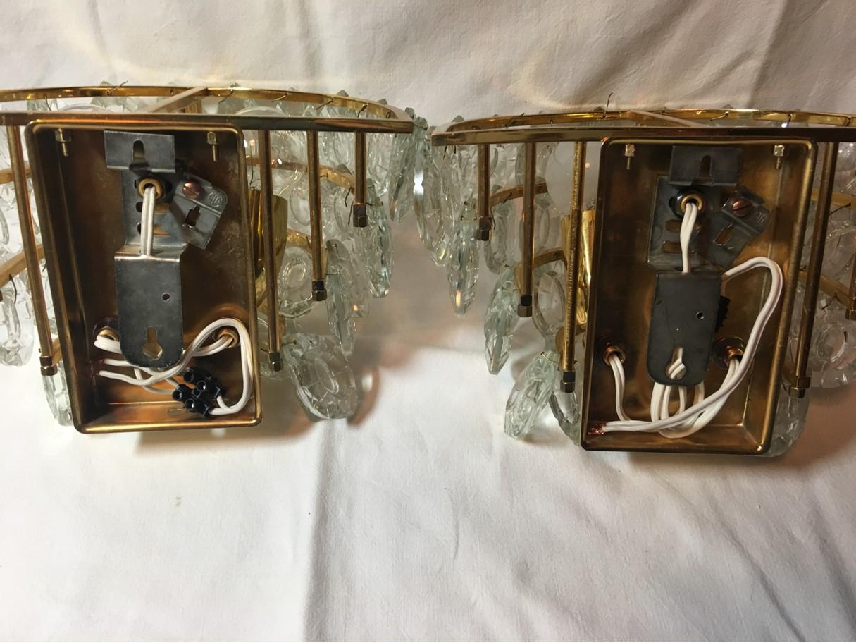 Gilded Four-Tiered Crystal Sconces, Austria, 1970s For Sale 2