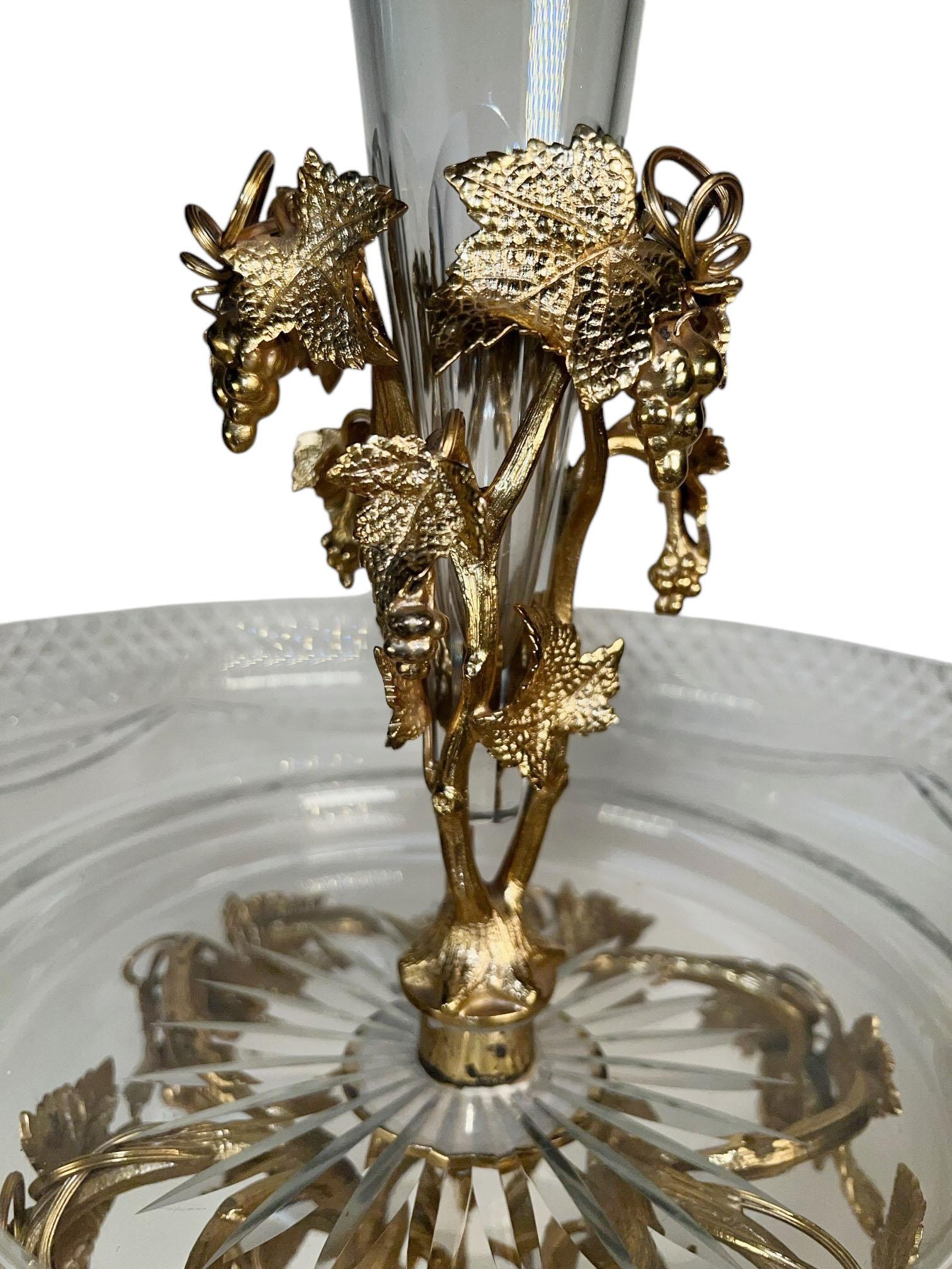 Vergoldetes französisches Kristall-Epergne (Französisch) im Angebot