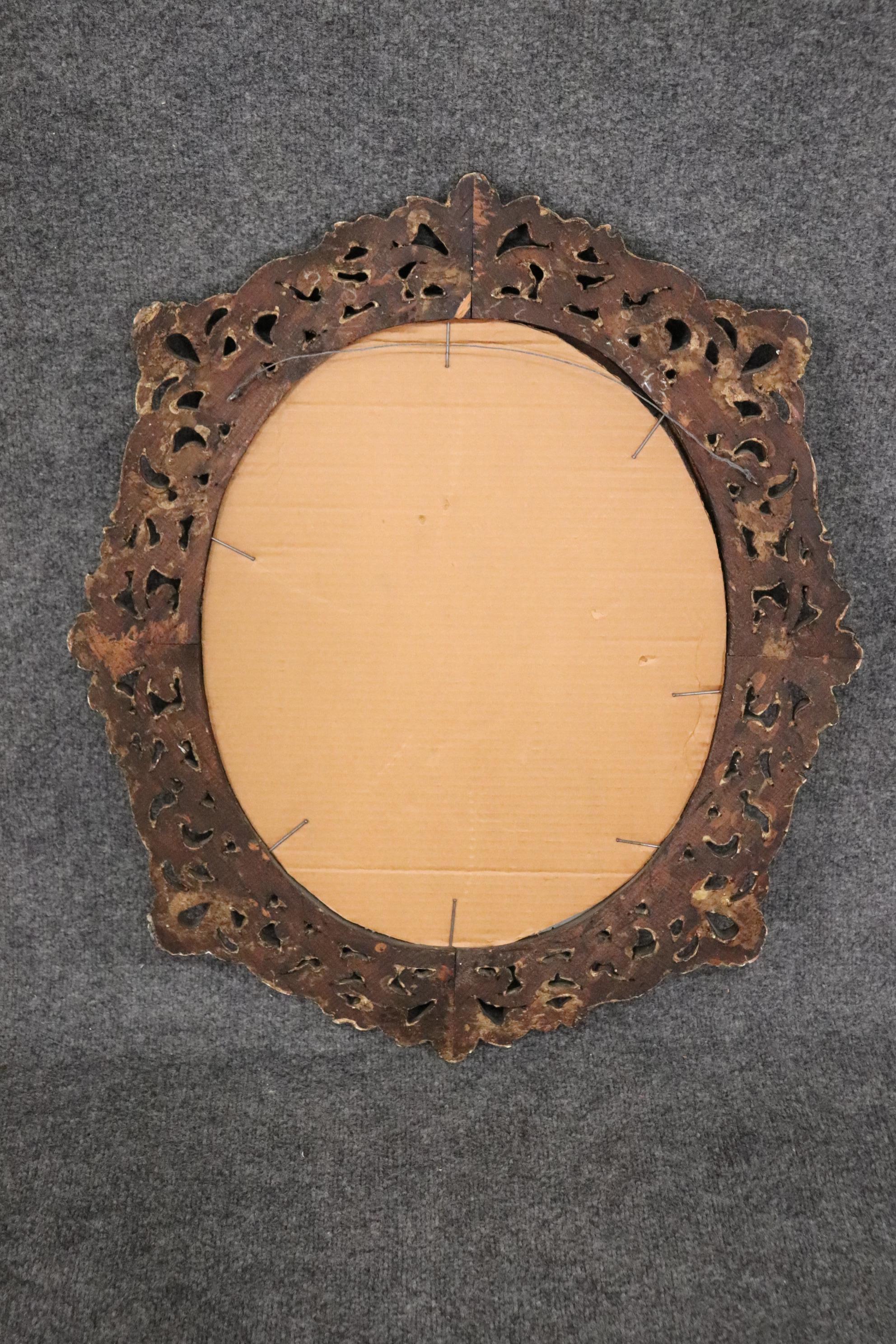 Gilded Gesso Florentine Italian Rococo Mirror circa 1860 In Good Condition For Sale In Swedesboro, NJ