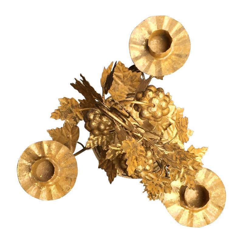 Candelabro Uvas Doradas 3 luces, dorado artesanal Movimiento estético en venta