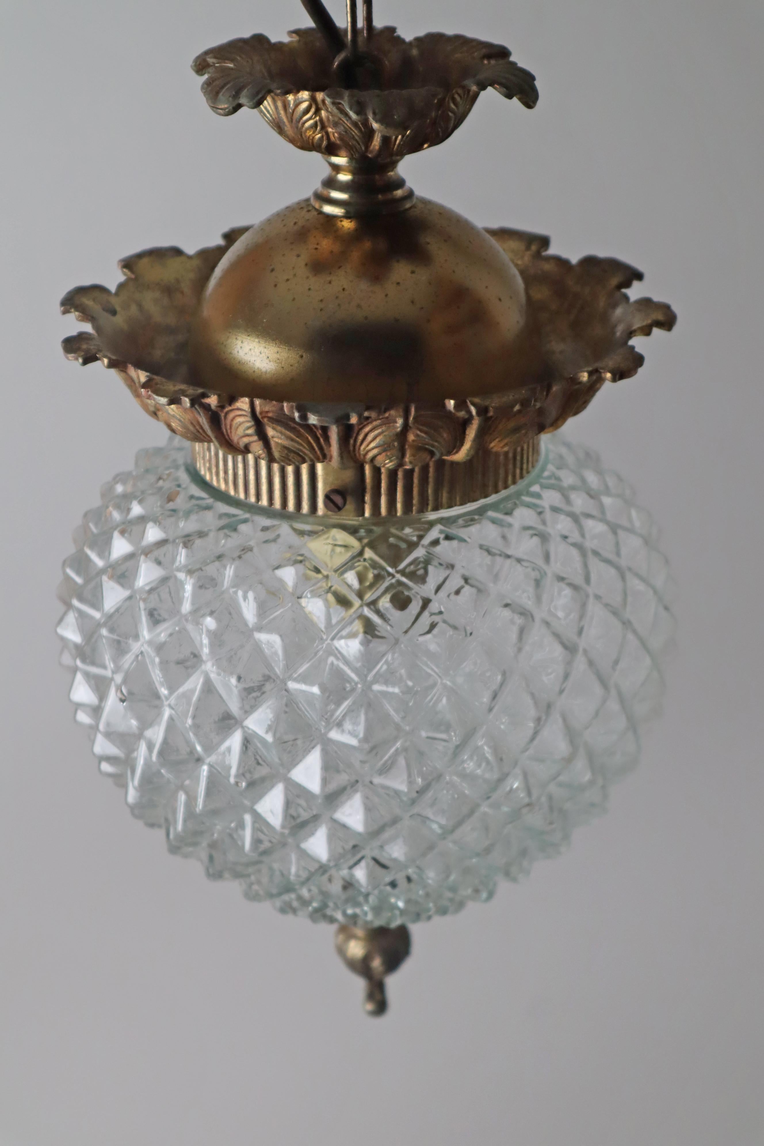 Gilded Hollywood Regency Pineapple Lantern Lamp, Belgium 1970s For Sale 3