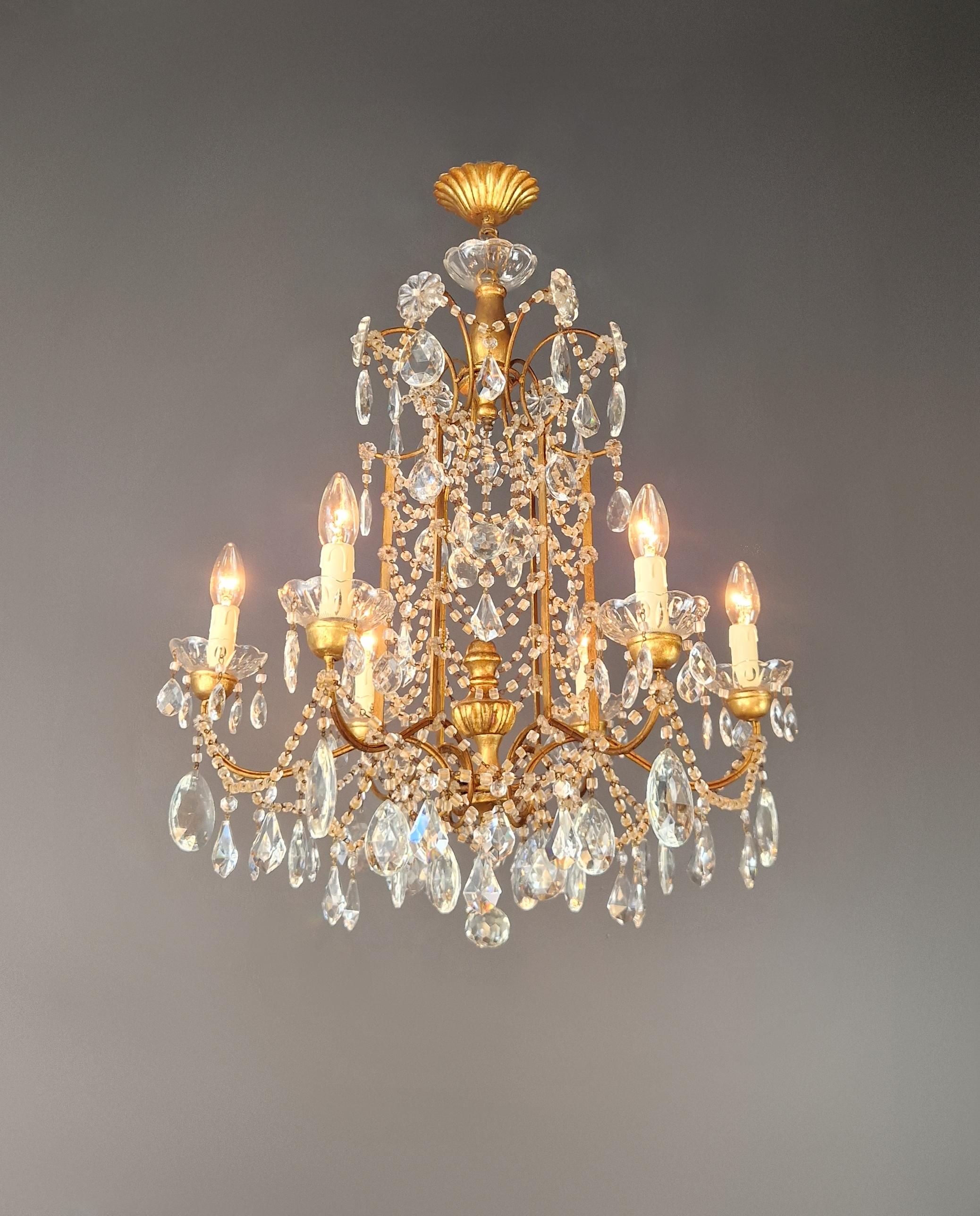 Lampadario in ferro dorato e cristallo stile Luigi XVI italiano antico neoclassico In condizioni buone in vendita a Berlin, DE
