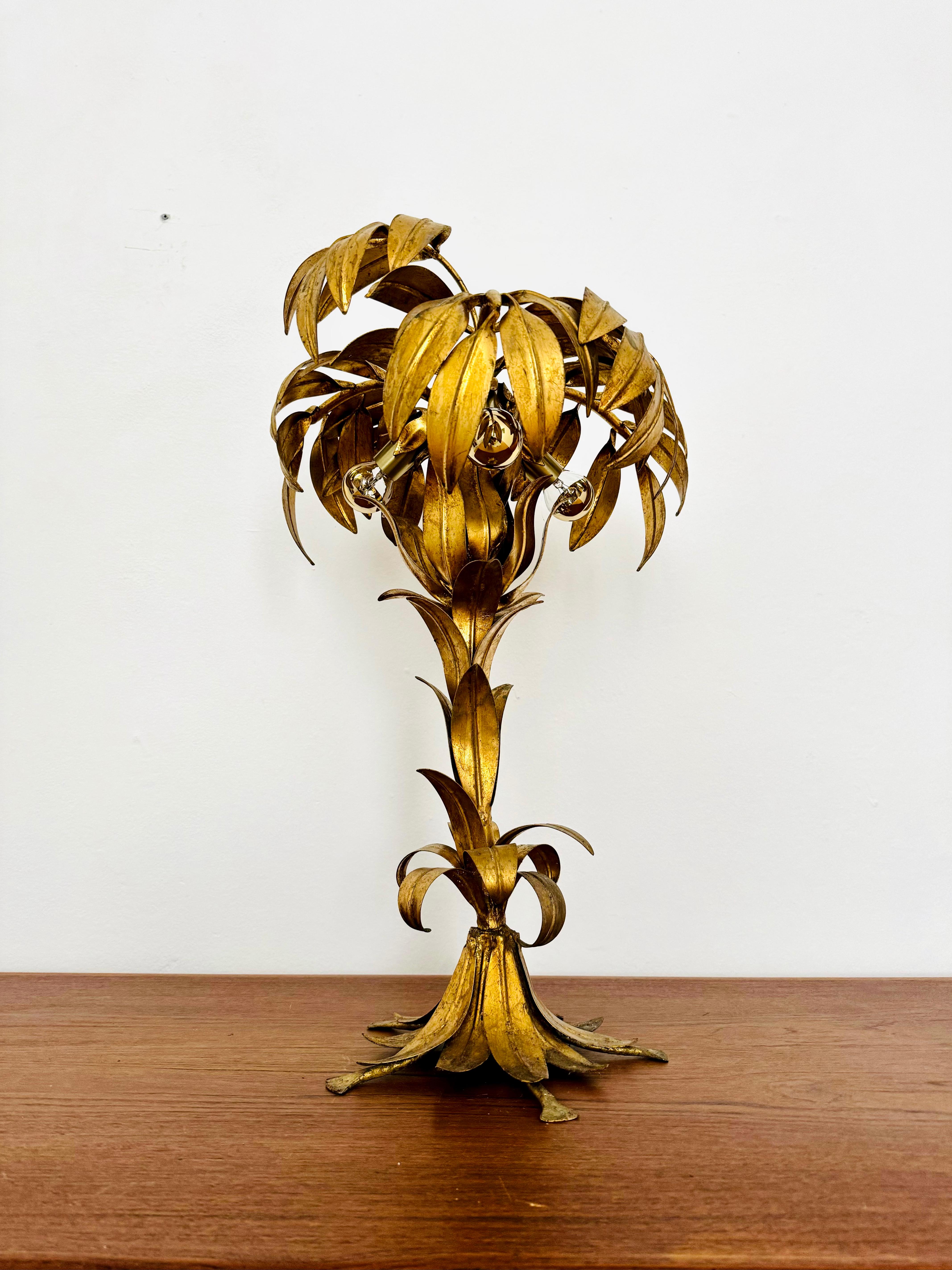 Gilded Italian Hollywood Regency Palm Tree Table Lamp by Hans Kögl In Good Condition For Sale In München, DE