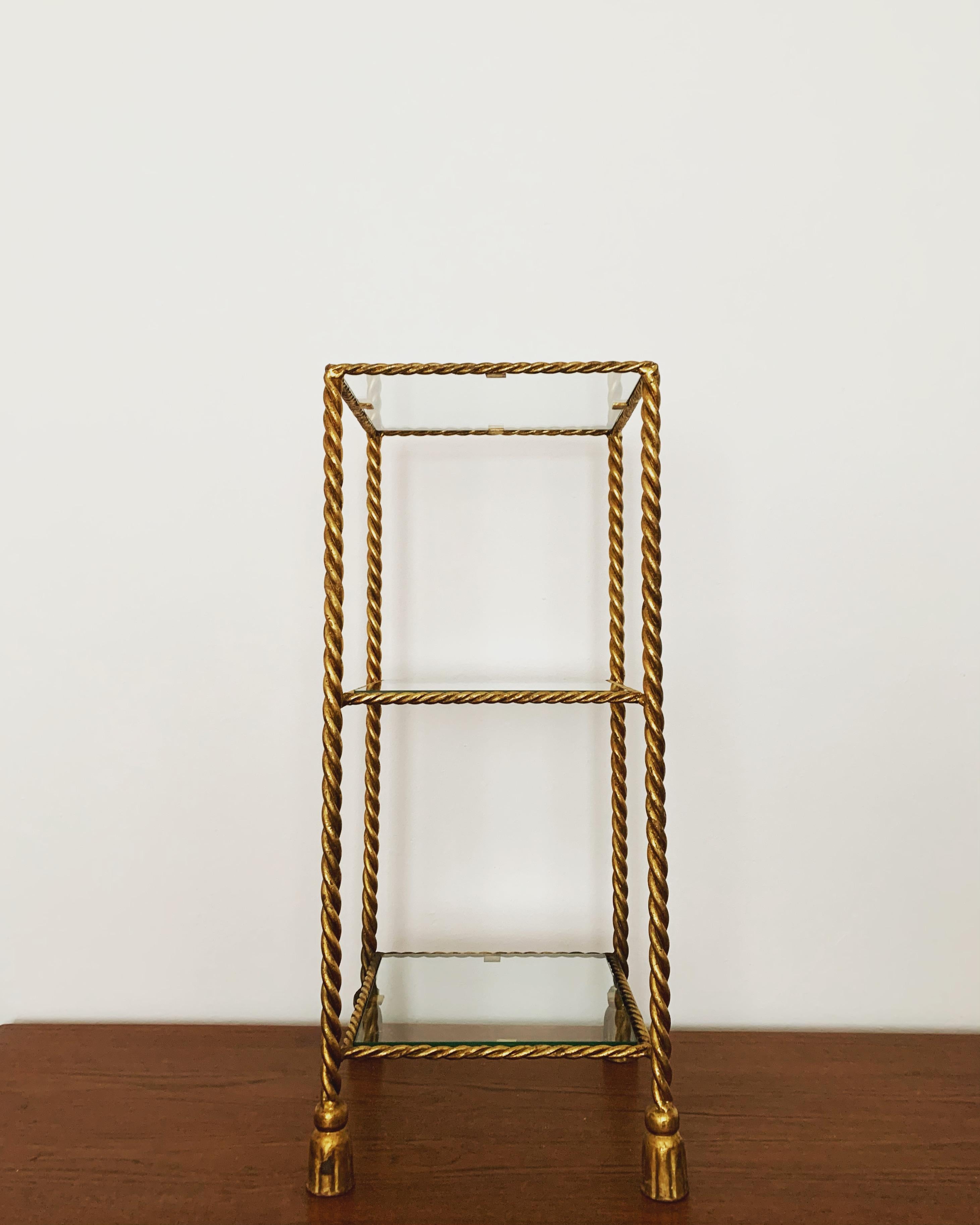 Hollywood Regency Scaffale italiano dorato in vendita
