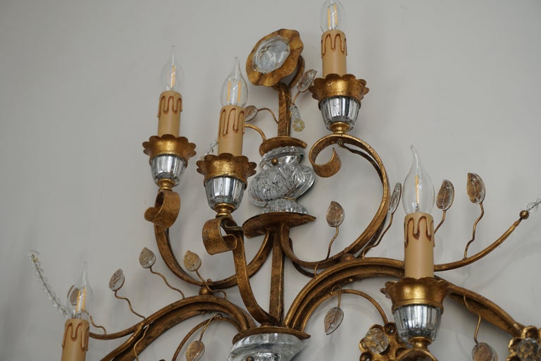 Gilded Metal Leaf and Glass Flower Wall Sconce Light Fixture For Sale 4