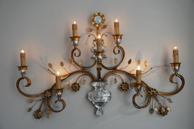 Gilded Metal Leaf and Glass Flower Wall Sconce Light Fixture For Sale 6