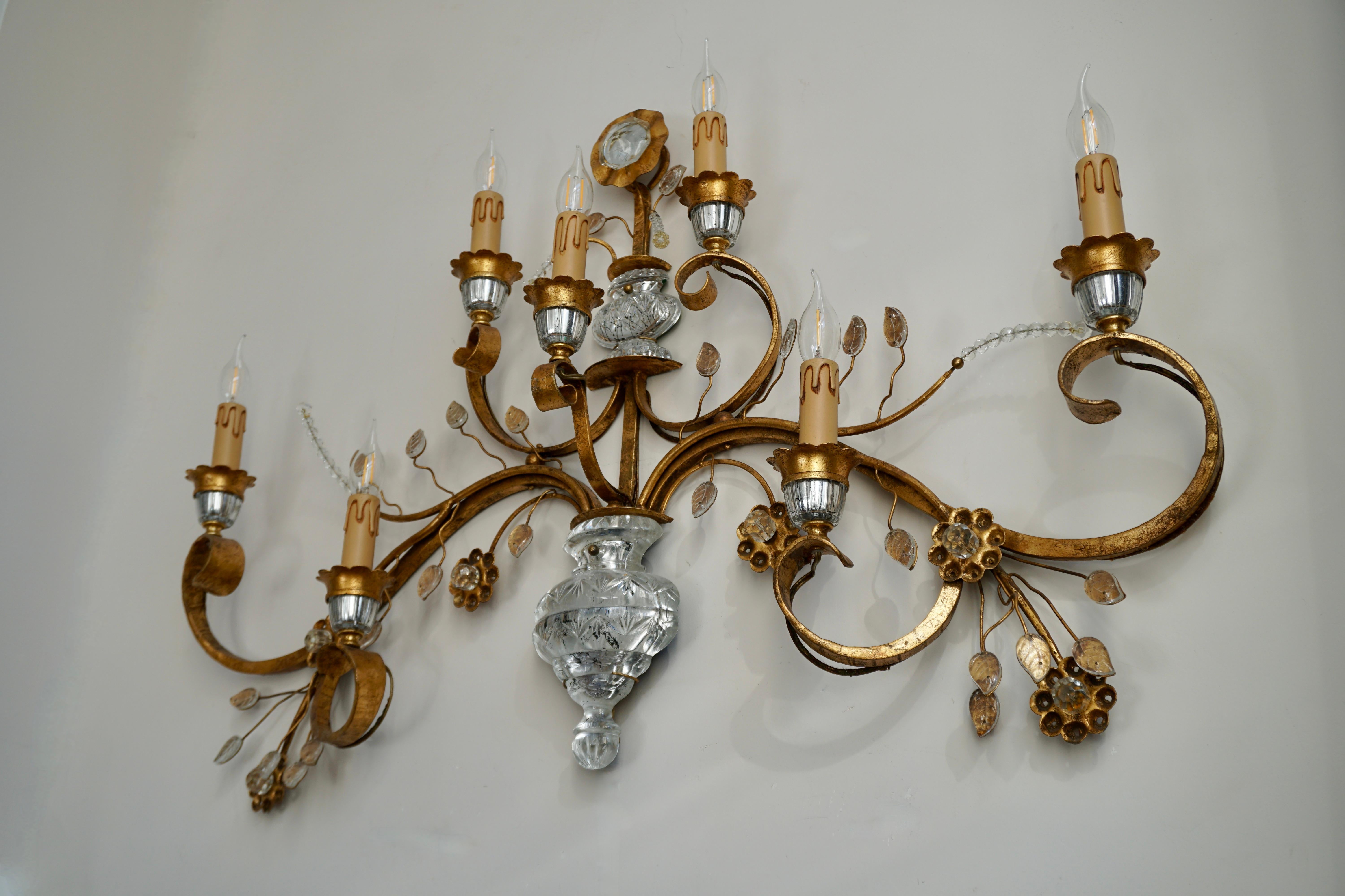 Gilded Metal Leaf and Glass Flower Wall Sconce Light Fixture For Sale 3