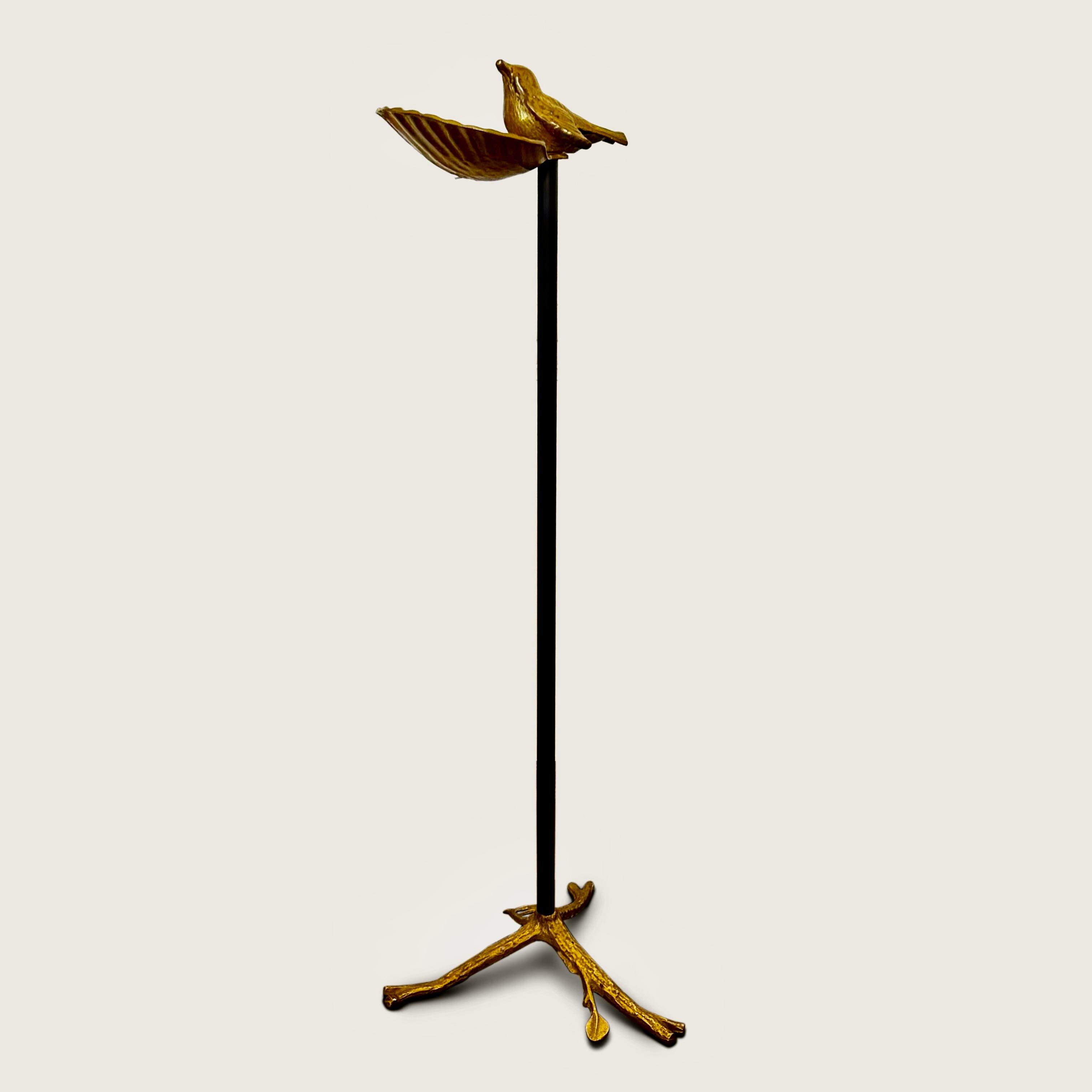 Videopoche in piedi in metallo dorato con uccello, circa 1940 in vendita 1