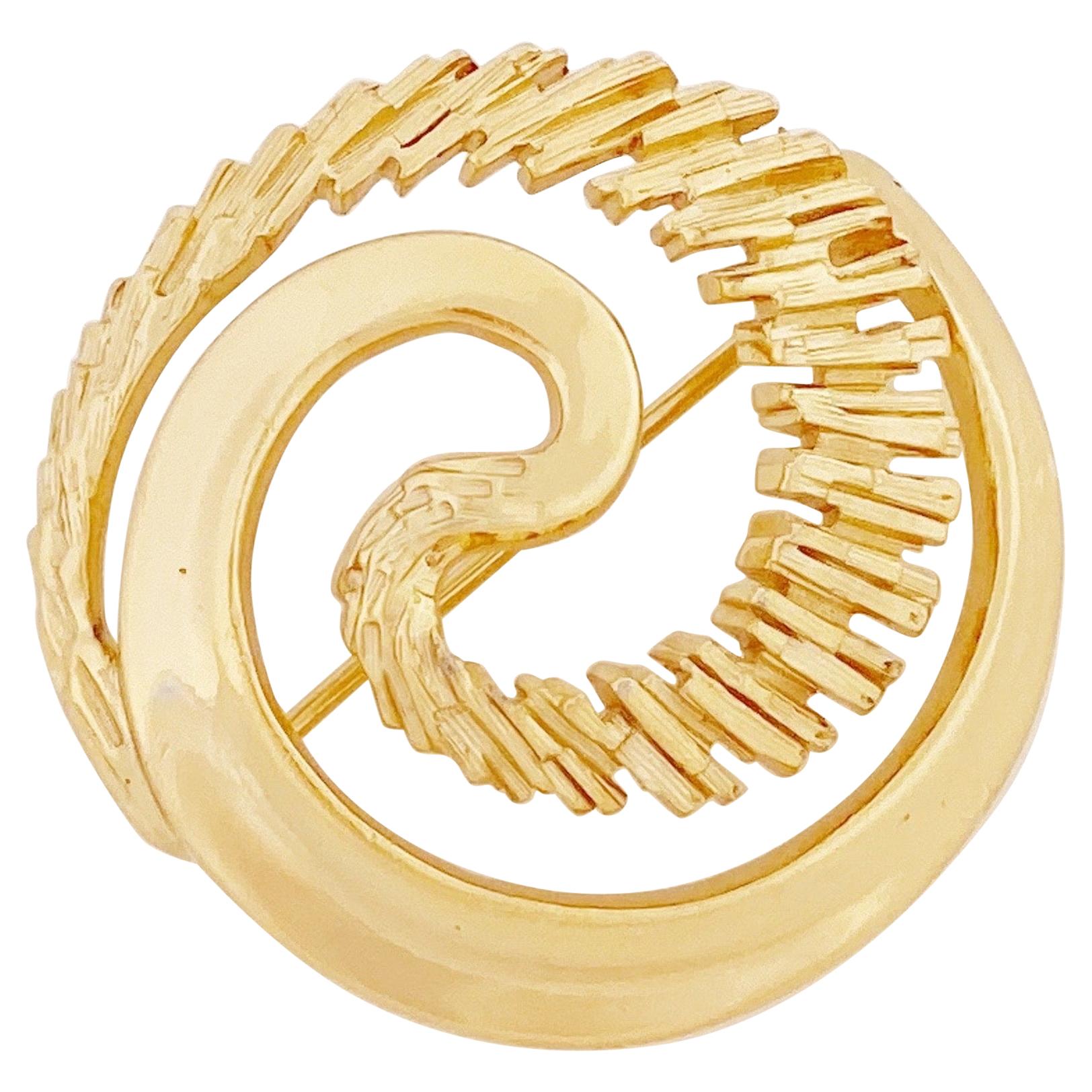Gilded Modernist Brutalist Abstract Circle Brooch By Napier, 1980s For Sale