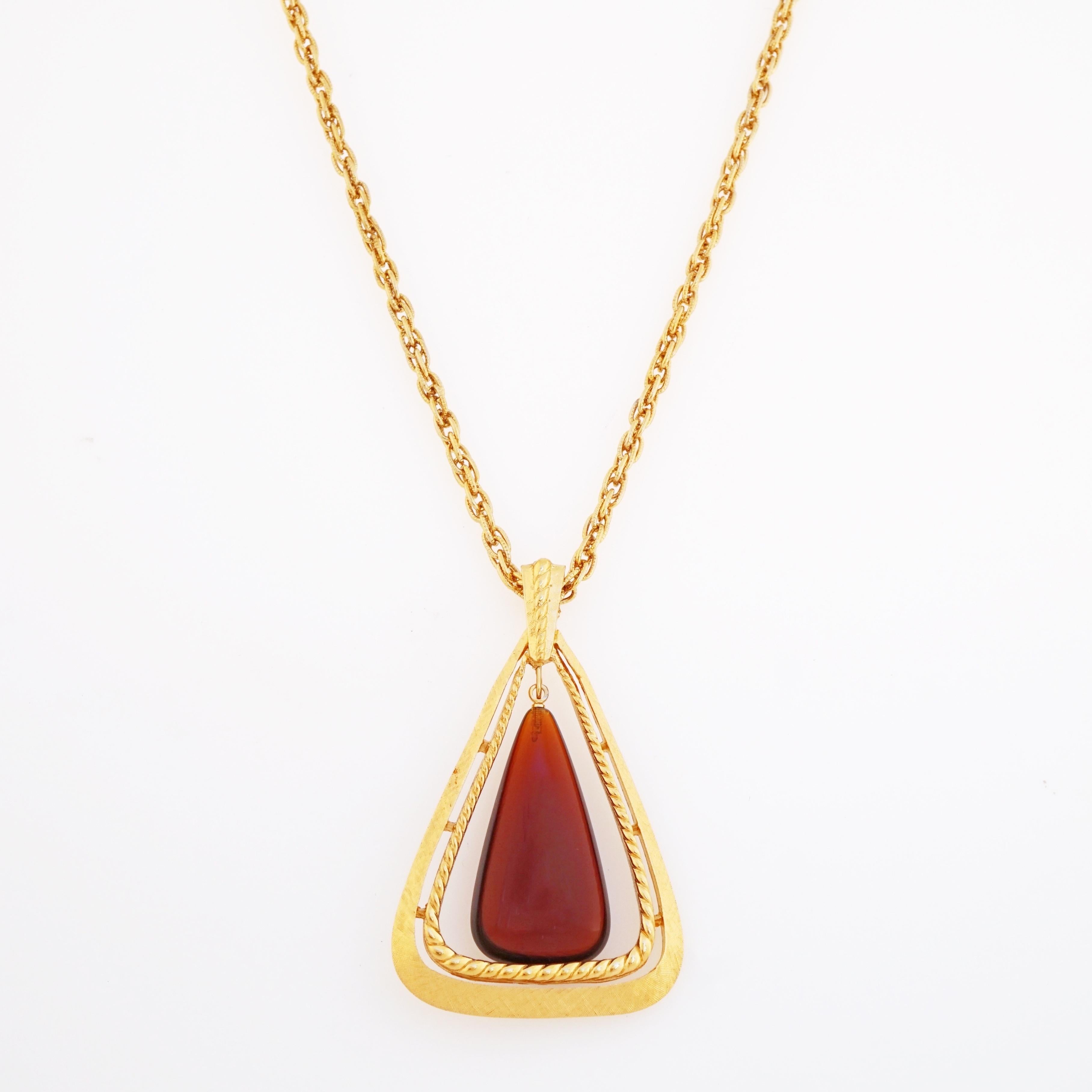 Gilded Modernist Pendant Necklace With Lucite Dangle By Crown Trifari, 1960s In Good Condition For Sale In McKinney, TX