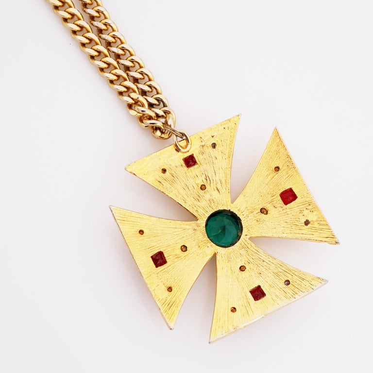 Gilded Mughal Maltese Cross Pendant Statement Necklace By Kenneth Jay Lane In Good Condition For Sale In Los Angeles, CA