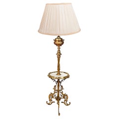 Standard-Lampe aus vergoldetem Goldbronze im Louis-XVI.-Stil.