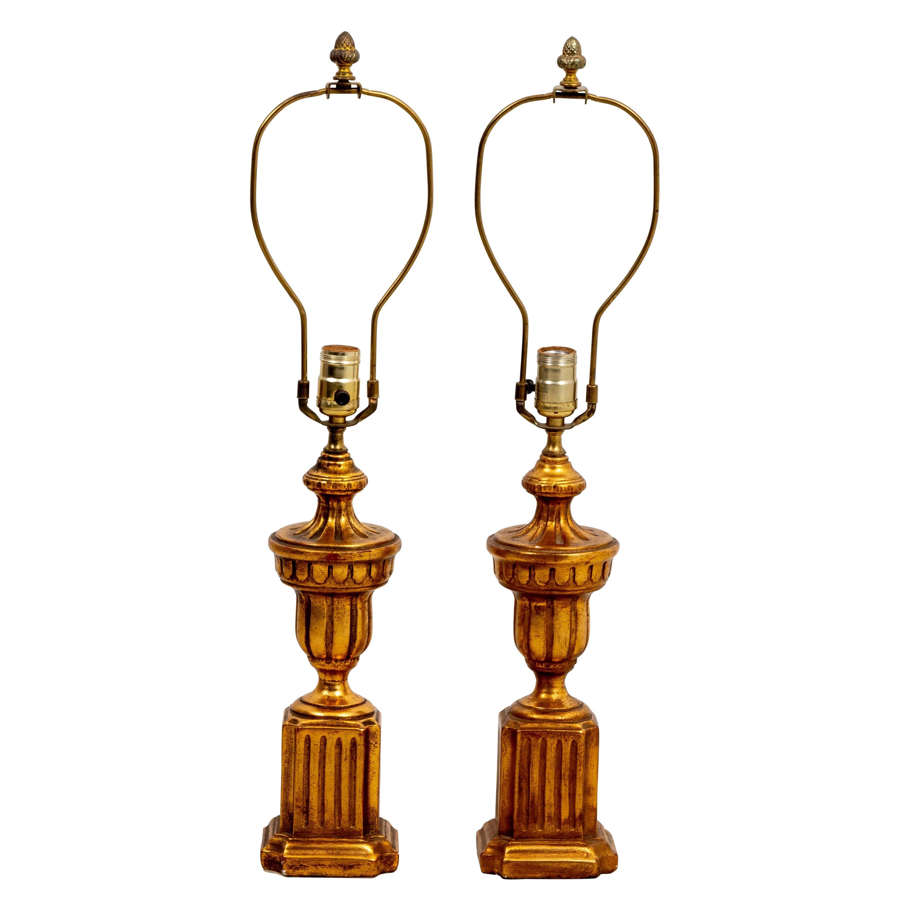 Paire de lampes italiennes dorées en vente