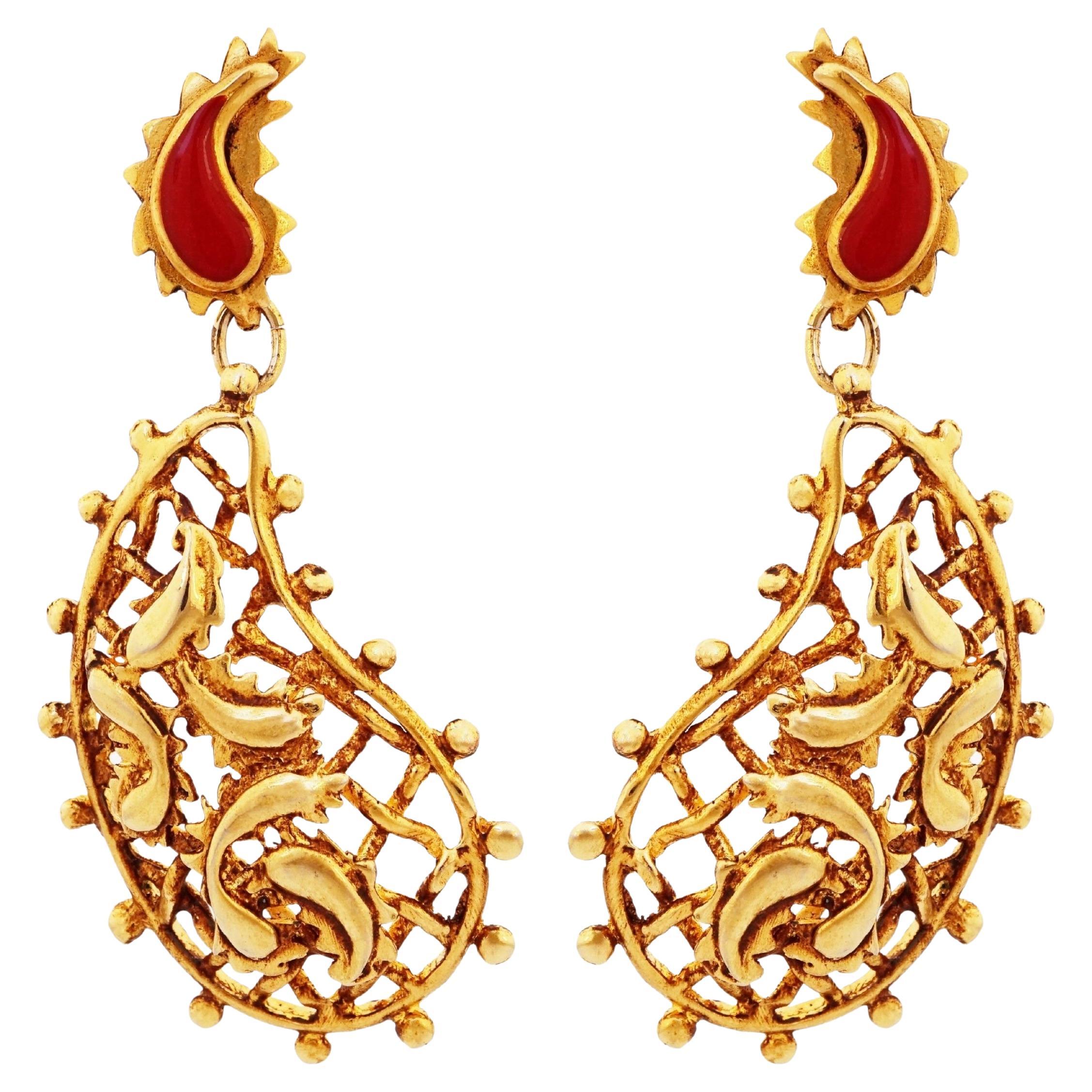 Boucles d'oreilles fantaisie en goutte à motif cachemire doré par Christian Lacroix, 1990 en vente