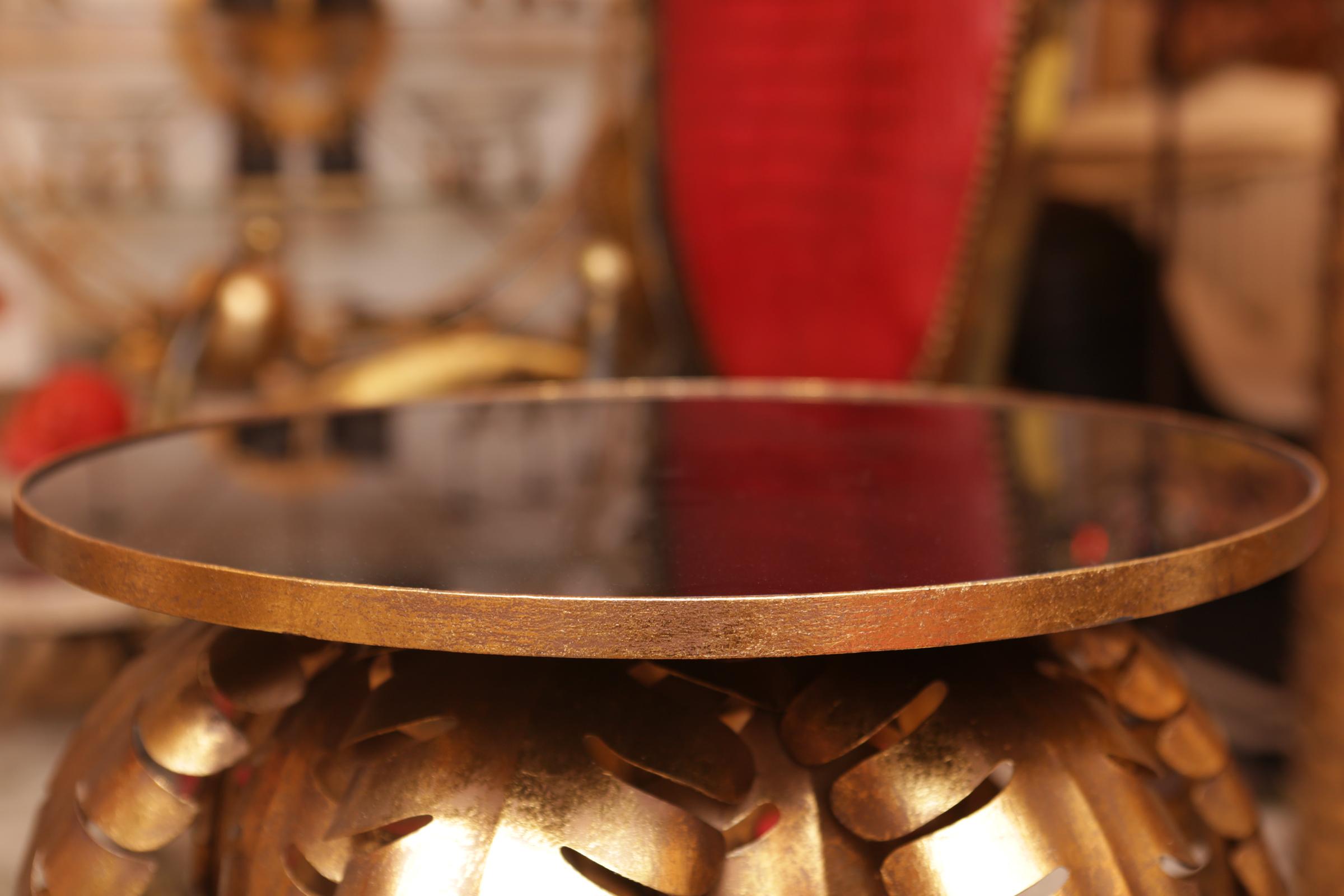 Table d'appoint Palmer dorée en vente 1