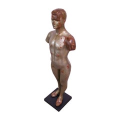 Mannequin / sculpture de présentation de magasin en papier mâché doré "Boy", vers les années 1930 