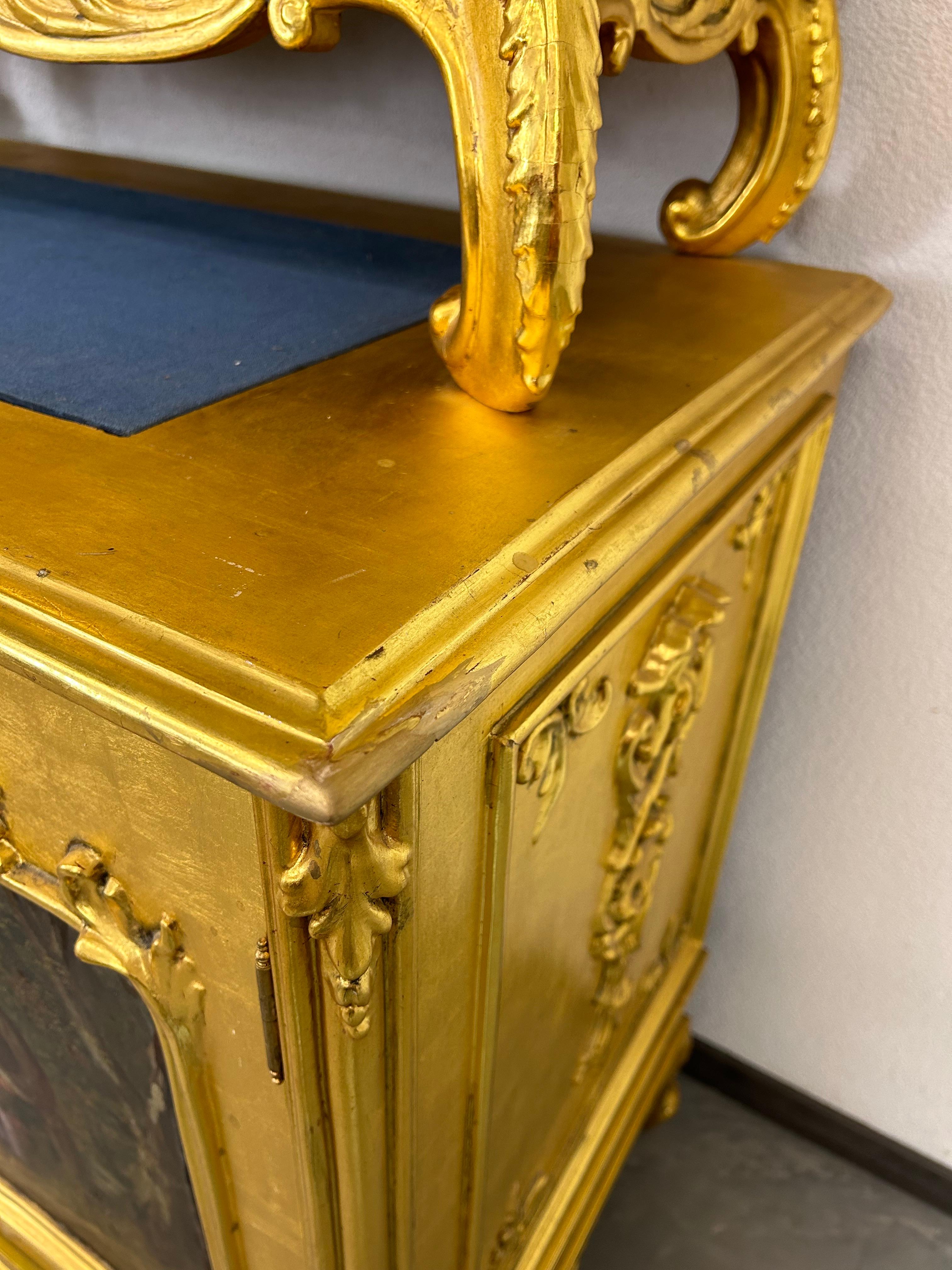 Gilded Rococo sideboard 18th century For Sale 14