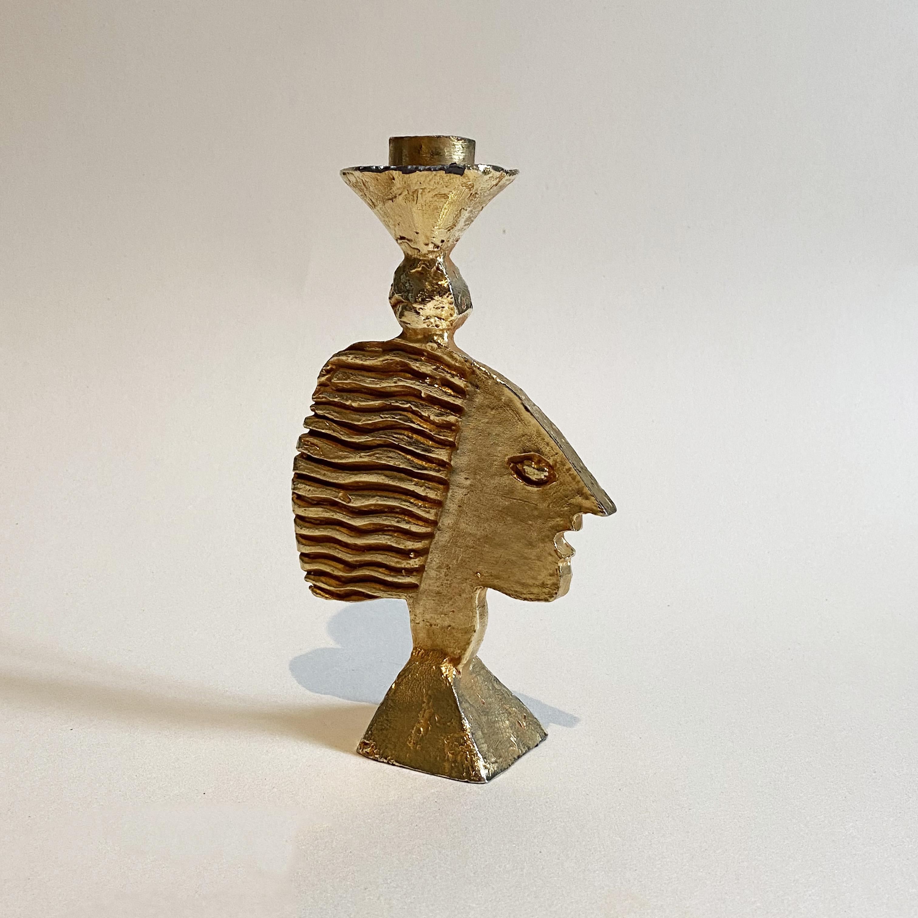 Candelero escultórico Profl de fundición de aluminio dorado, de Pierre Casenove para Fondica, década de 1990.