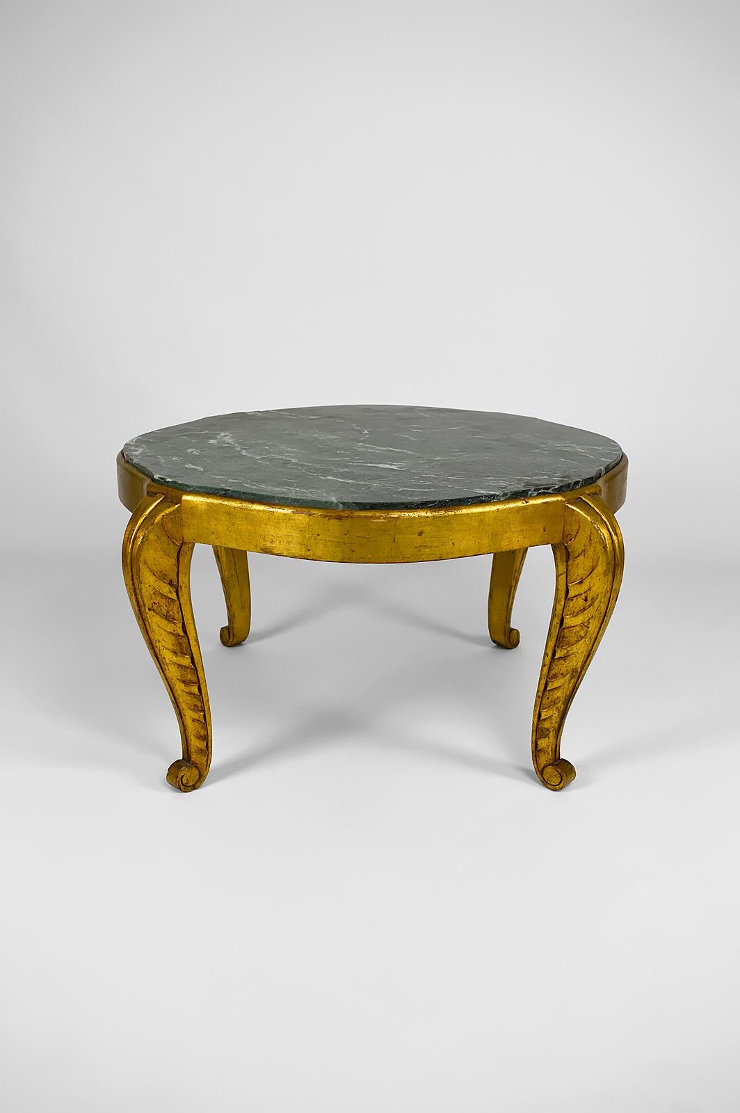 French Gilded Side Table with Marble Top by Maison Jansen, Neoclassical Art Deco, 1940s For Sale