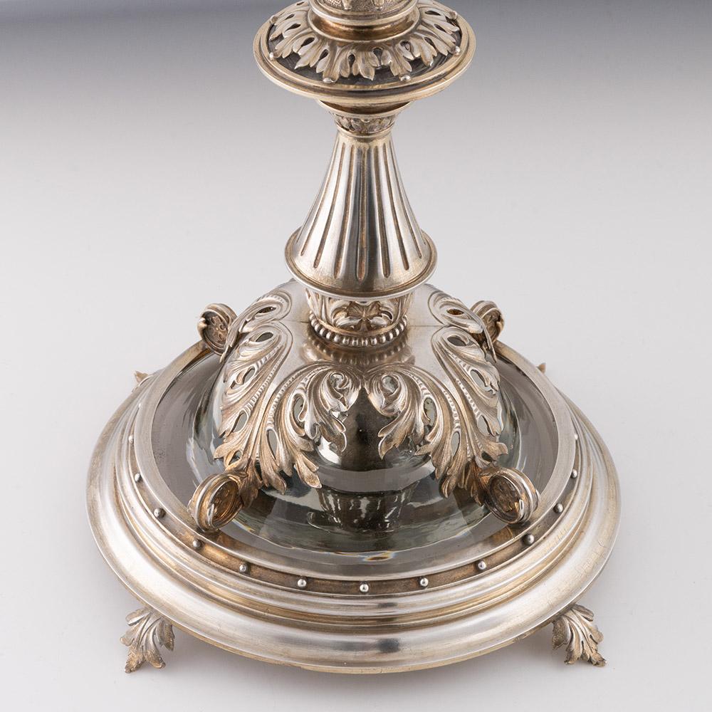 Français Chandeliers en argent doré avec égouttoirs en verre en vente