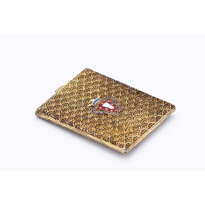 European Gilded silver cigarette case in filigree mesh For Sale