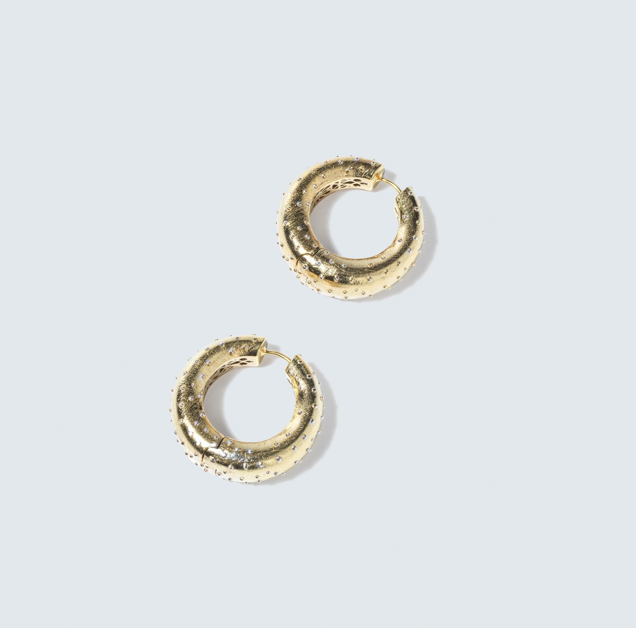 Gilded Silver Hoop Earrings by Paula Pantolin In Good Condition For Sale In Stockholm, SE